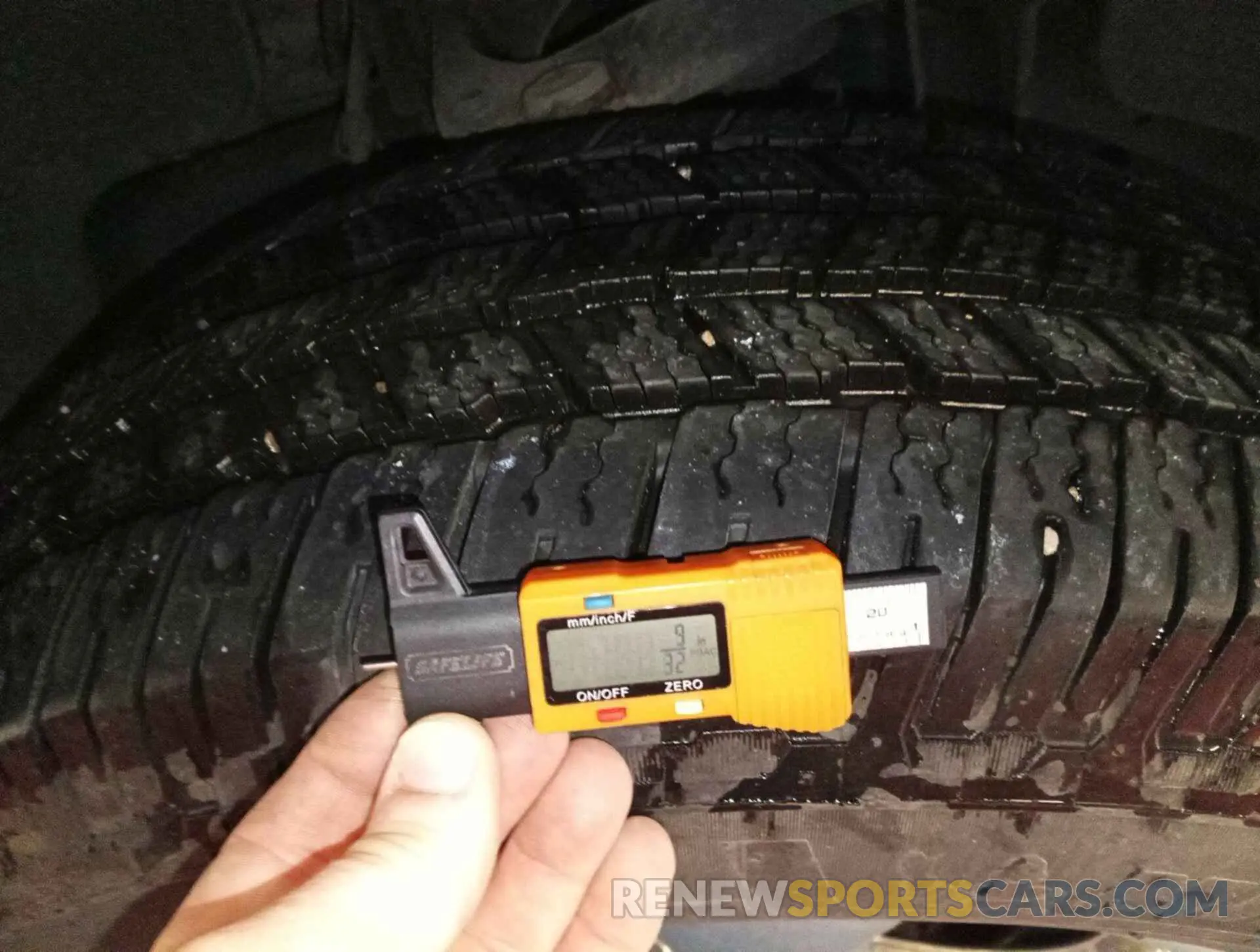 14 Photograph of a damaged car 1FTFW1E50KKD52053 FORD F-150 2019