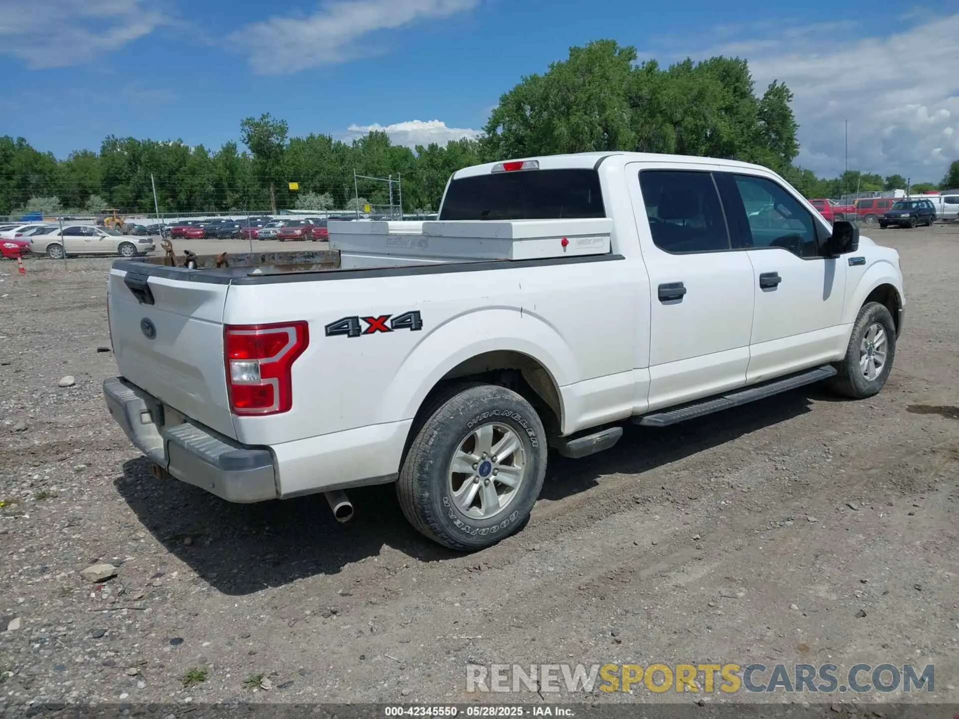 4 Photograph of a damaged car 1FTFW1E51KKD98202 FORD F-150 2019
