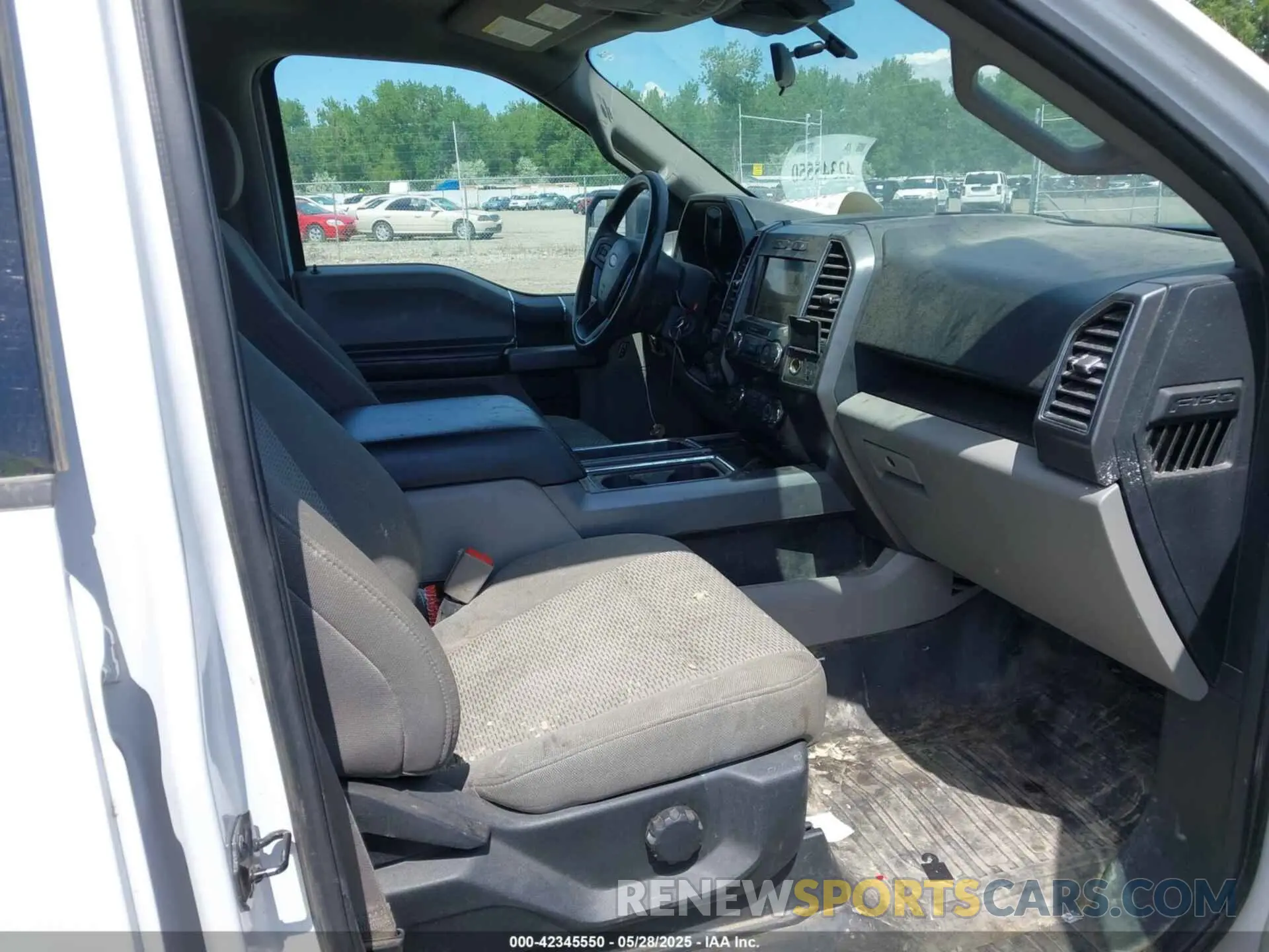 5 Photograph of a damaged car 1FTFW1E51KKD98202 FORD F-150 2019