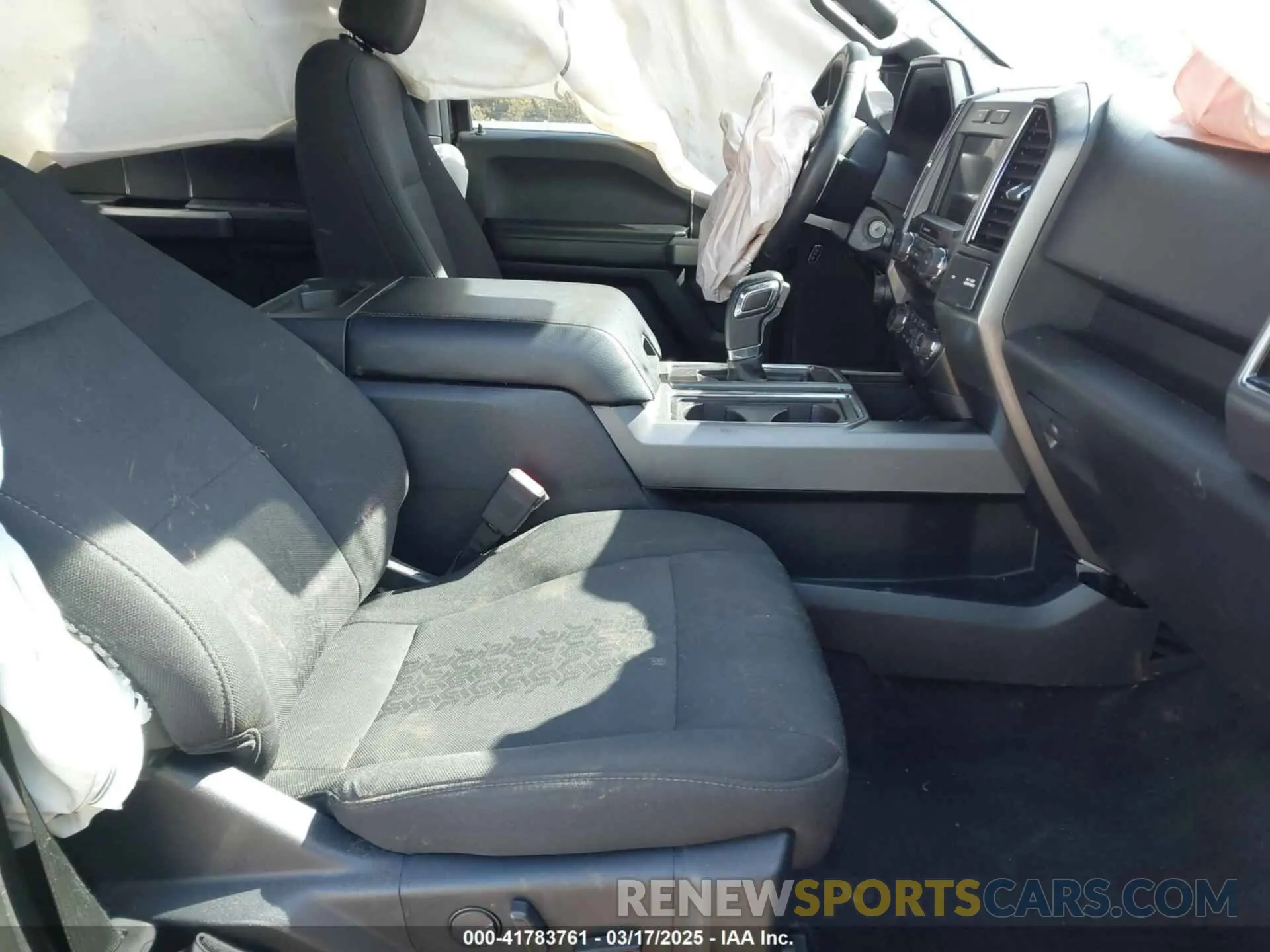 5 Photograph of a damaged car 1FTFW1E52KKC93622 FORD F-150 2019
