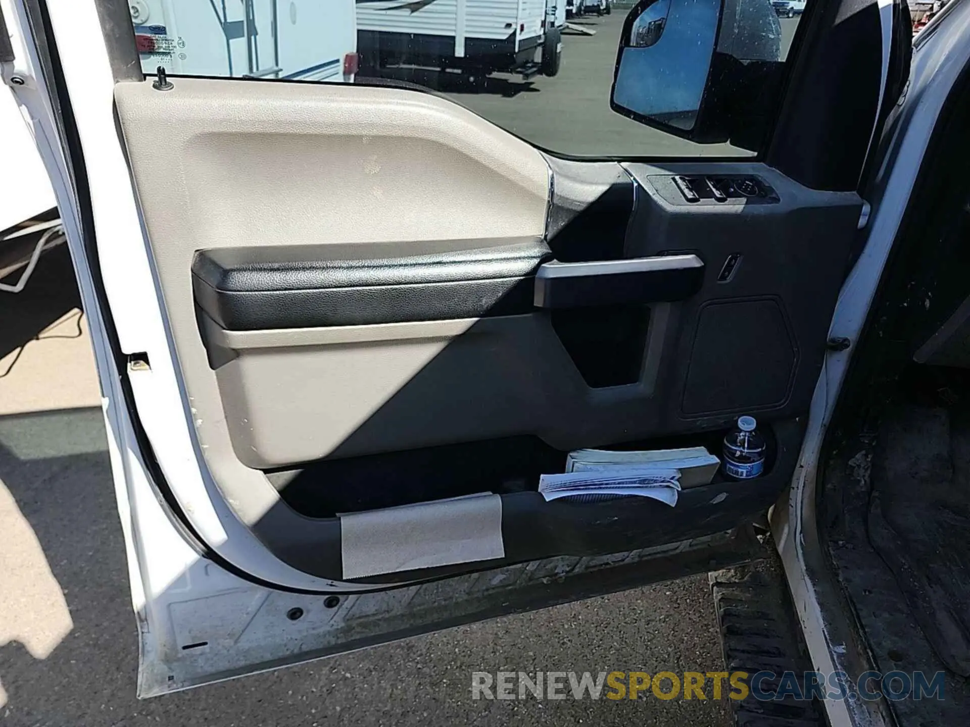 14 Photograph of a damaged car 1FTFW1E54KKD56851 FORD F-150 2019