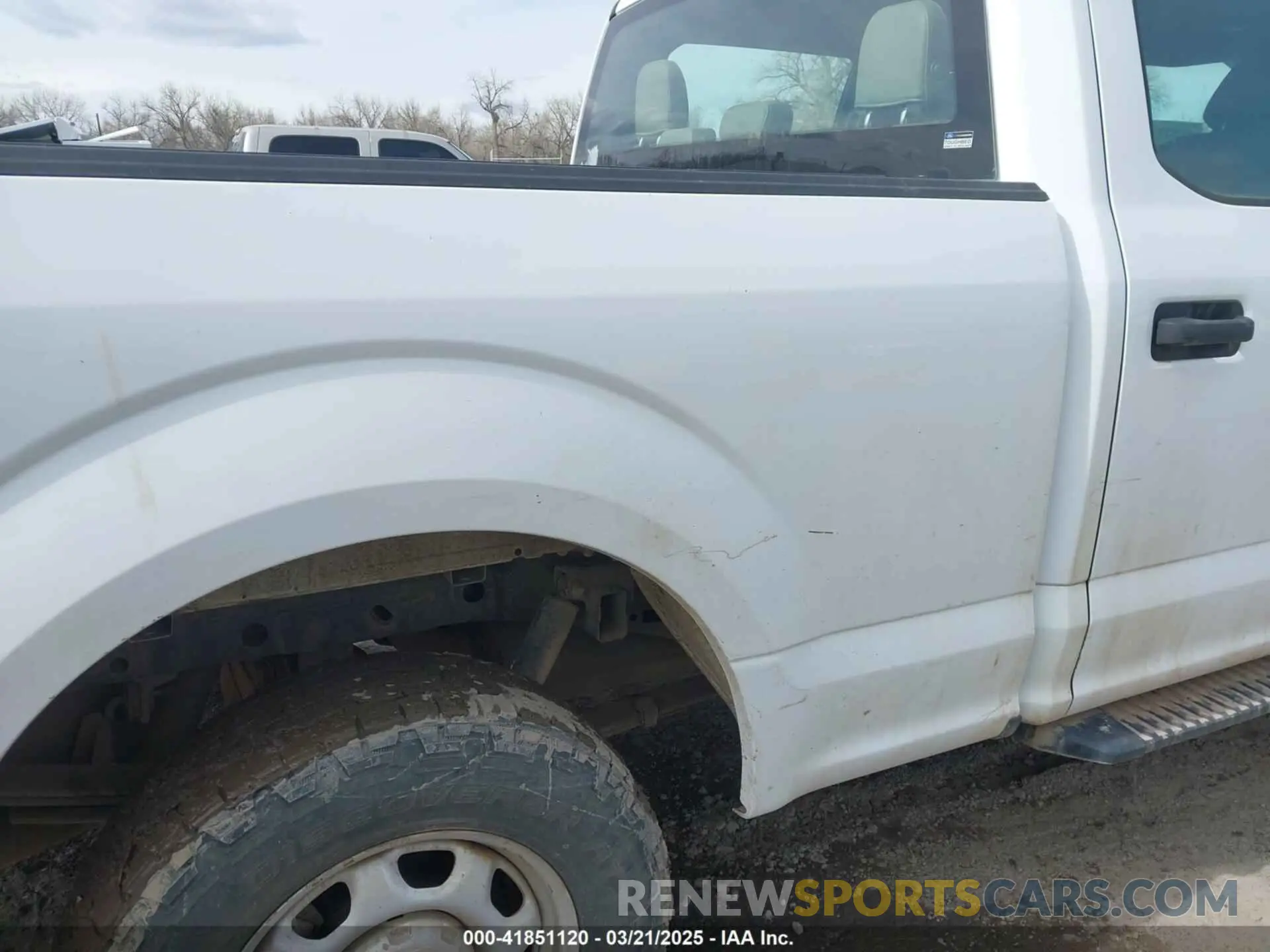 19 Photograph of a damaged car 1FTFW1E55KKD15984 FORD F-150 2019