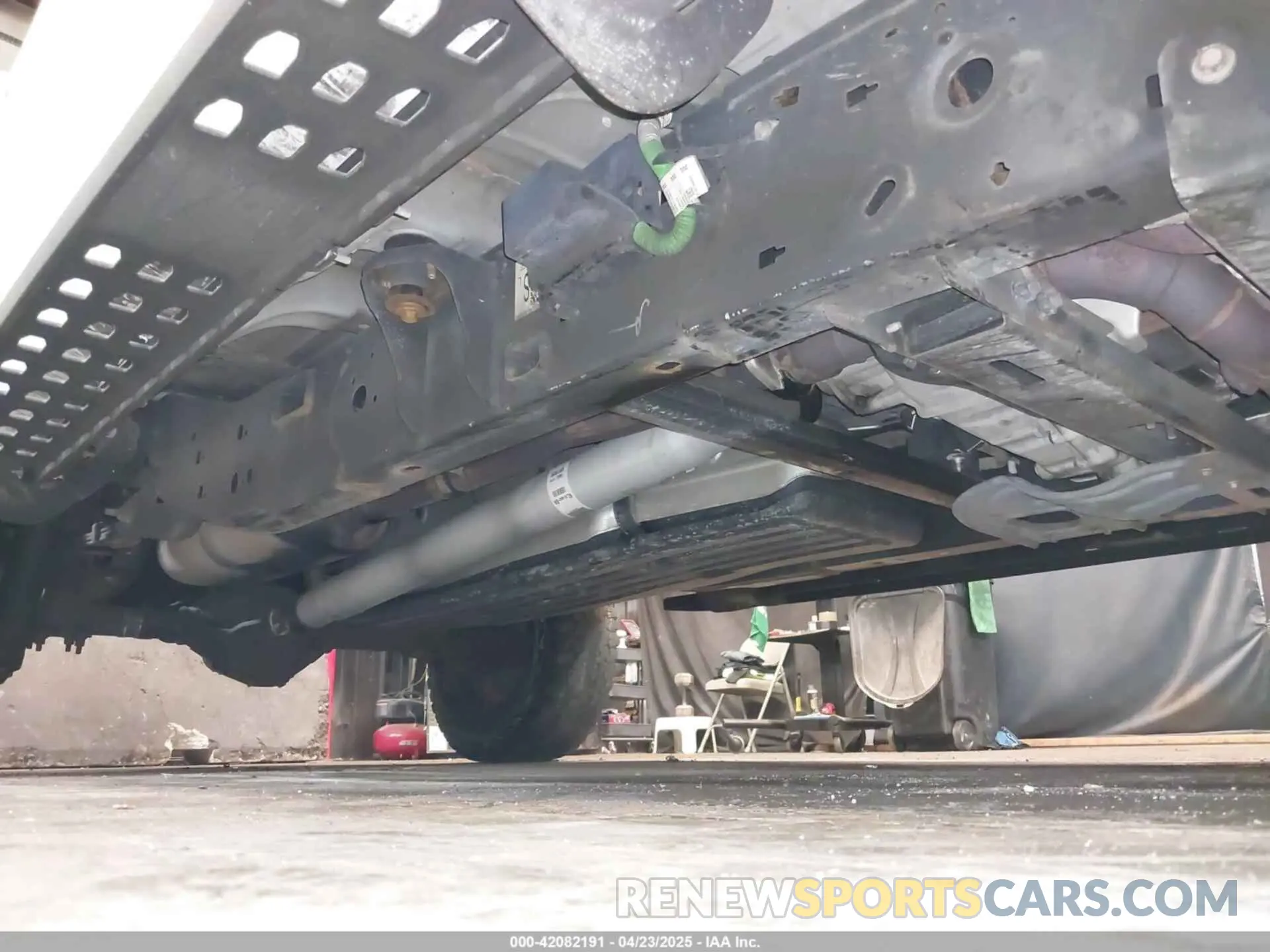 21 Photograph of a damaged car 1FTFW1RG3KFC98445 FORD F-150 2019