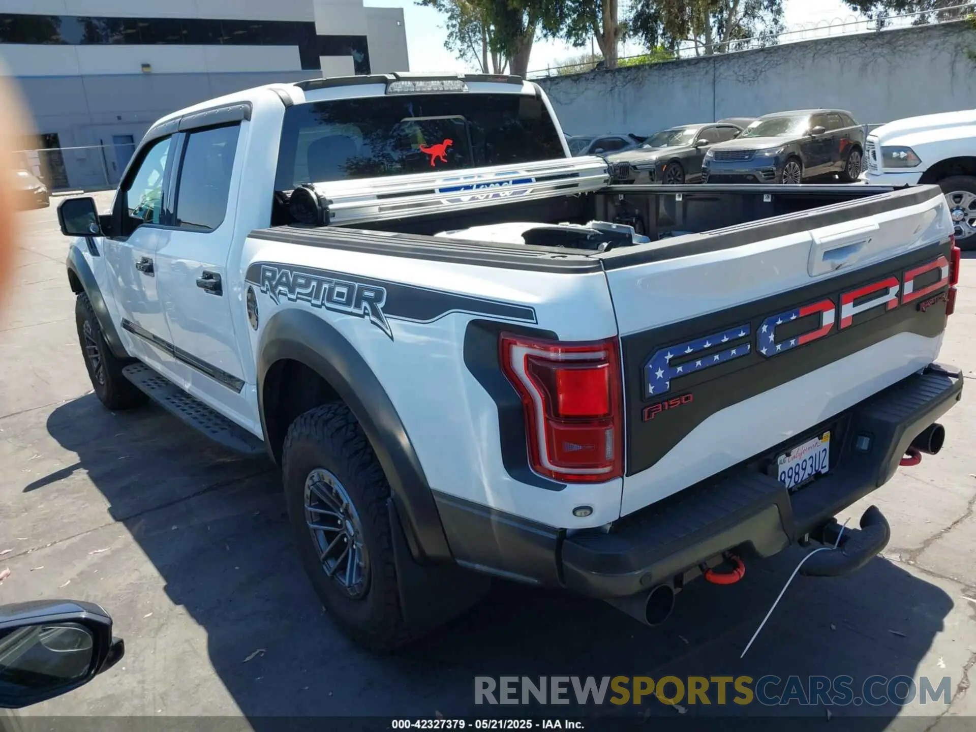 3 Photograph of a damaged car 1FTFW1RG4KFC09076 FORD F-150 2019