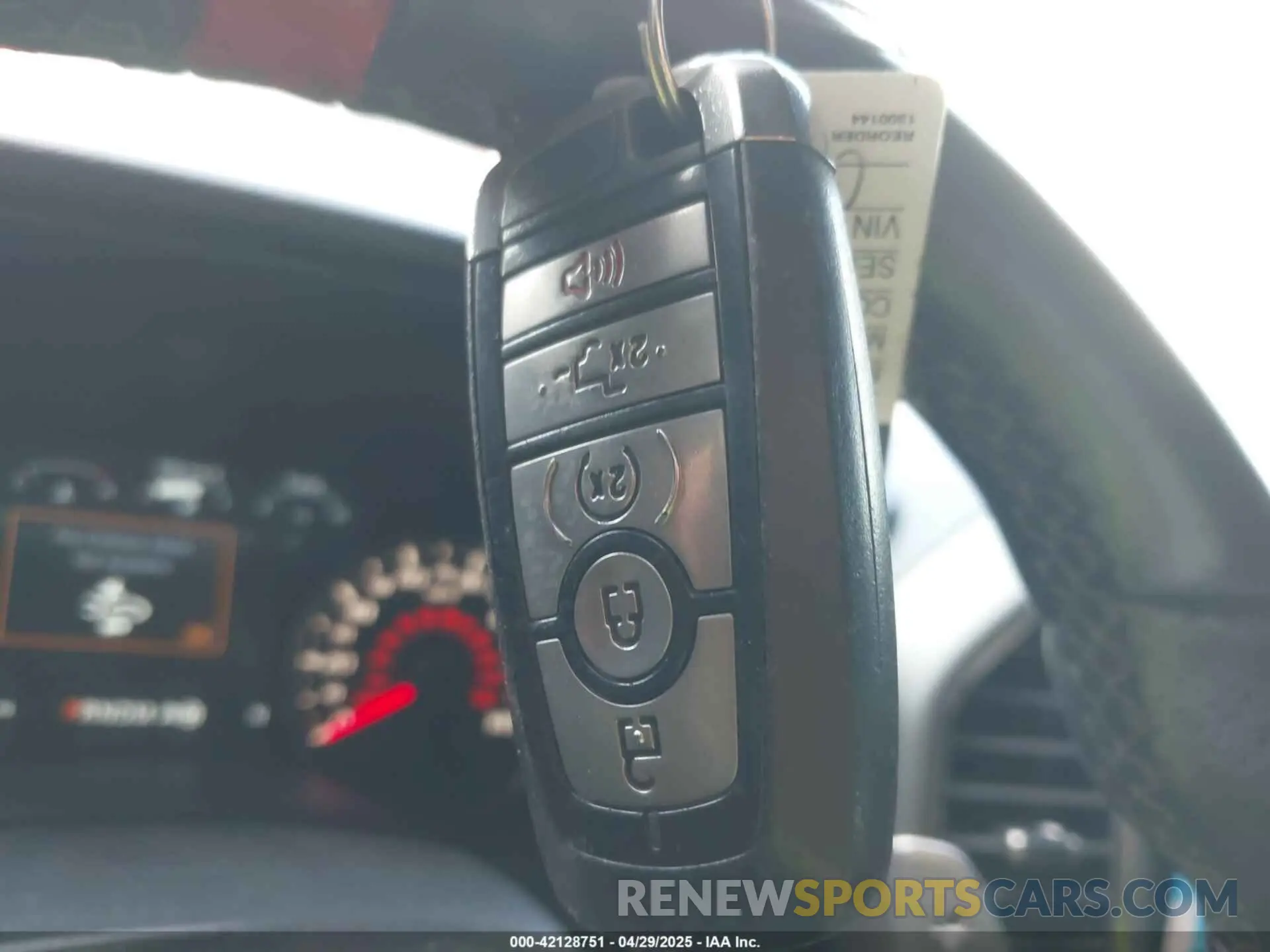 11 Photograph of a damaged car 1FTFW1RG4KFD16709 FORD F-150 2019