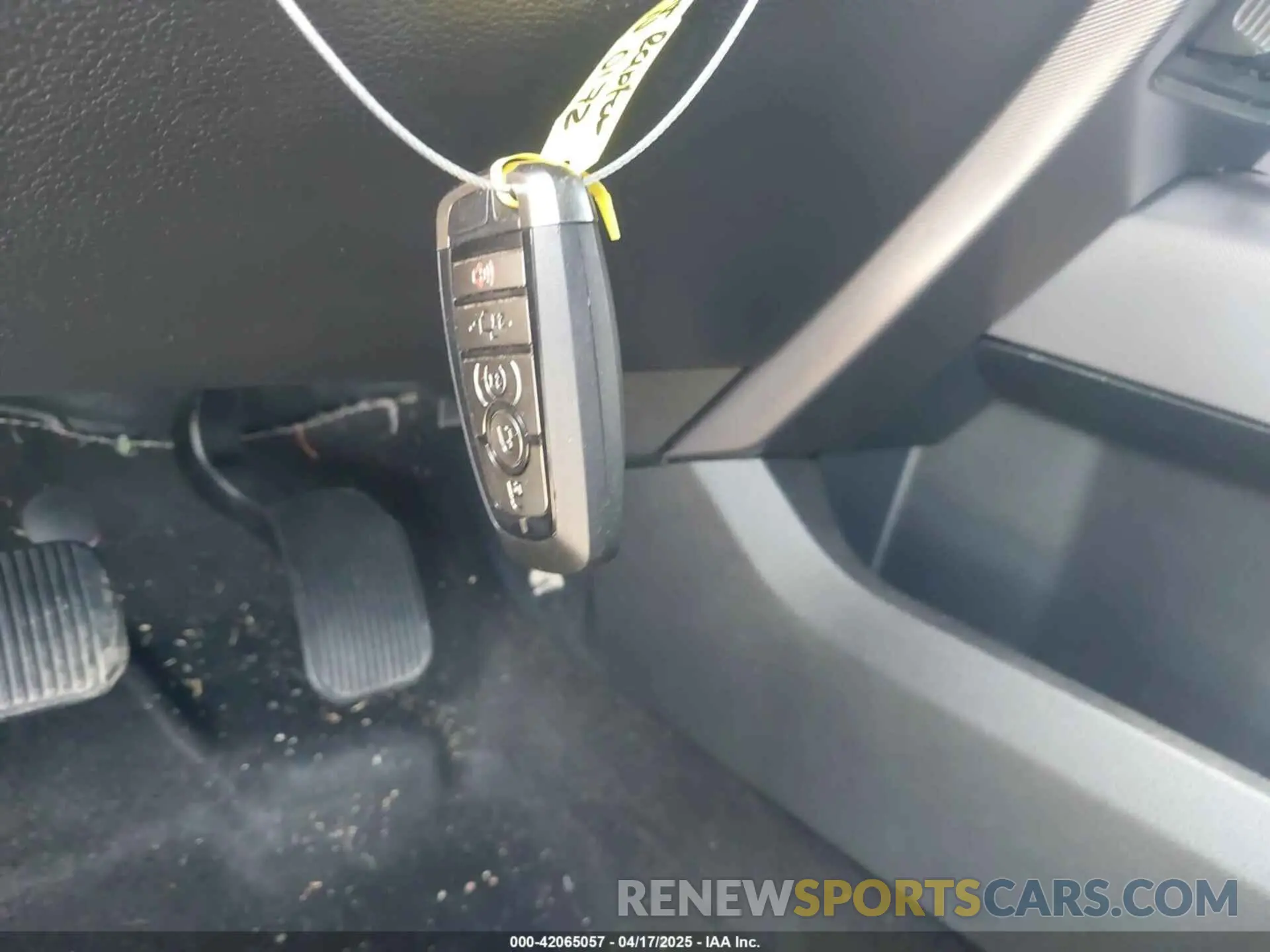 11 Photograph of a damaged car 1FTFW1RG6KFD00172 FORD F-150 2019