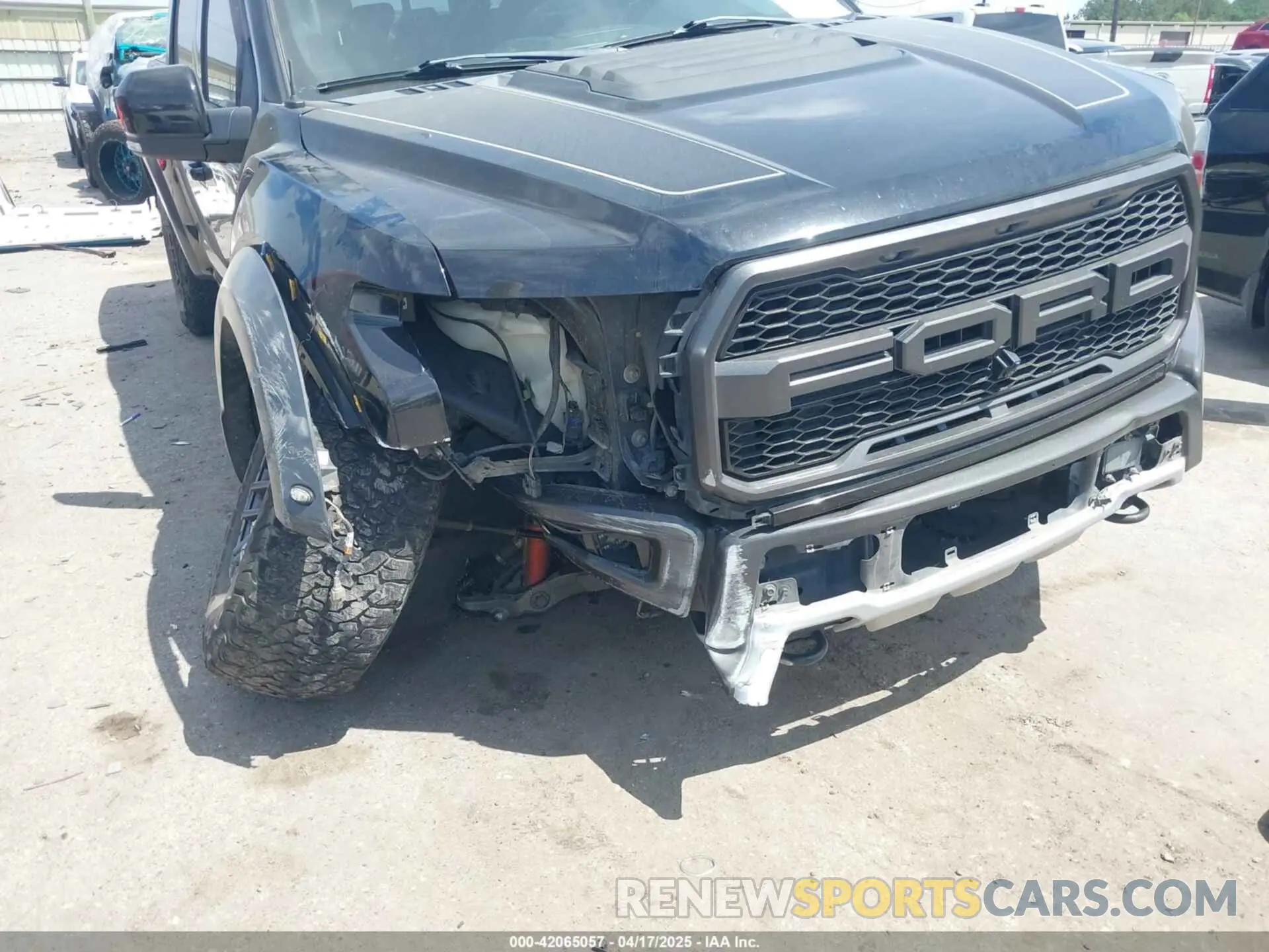 6 Photograph of a damaged car 1FTFW1RG6KFD00172 FORD F-150 2019