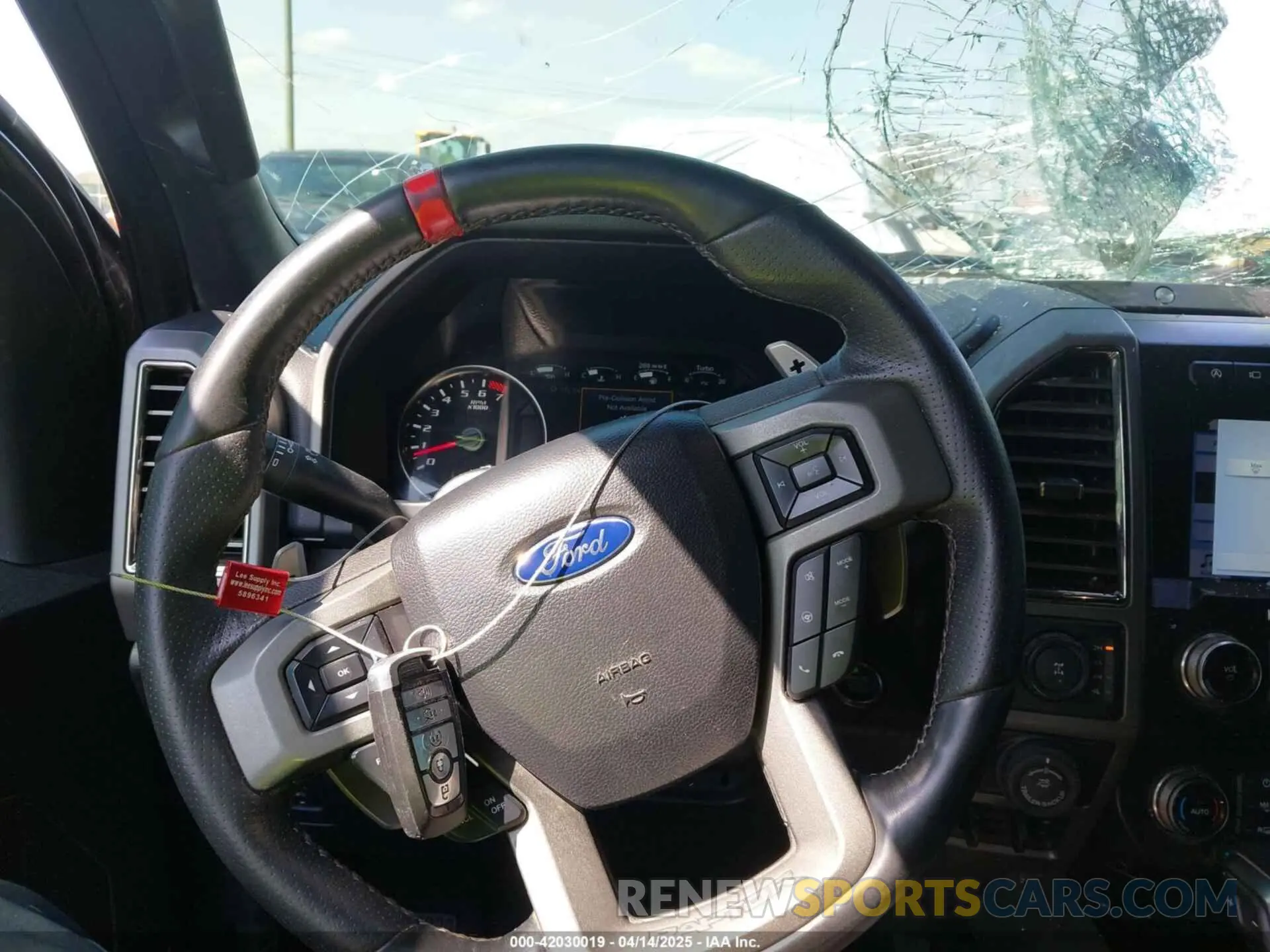 11 Photograph of a damaged car 1FTFW1RG7KFC95810 FORD F-150 2019