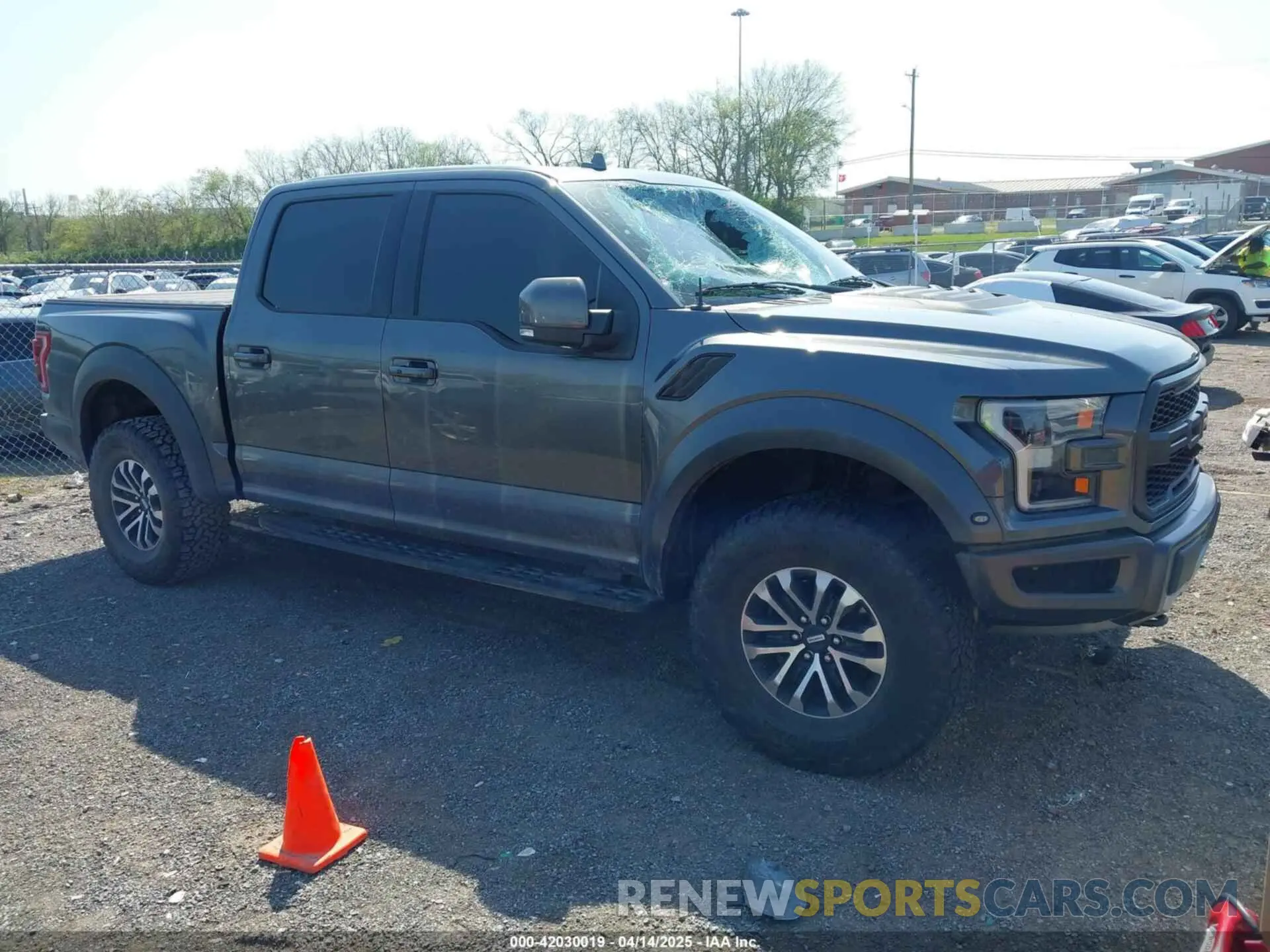 13 Photograph of a damaged car 1FTFW1RG7KFC95810 FORD F-150 2019