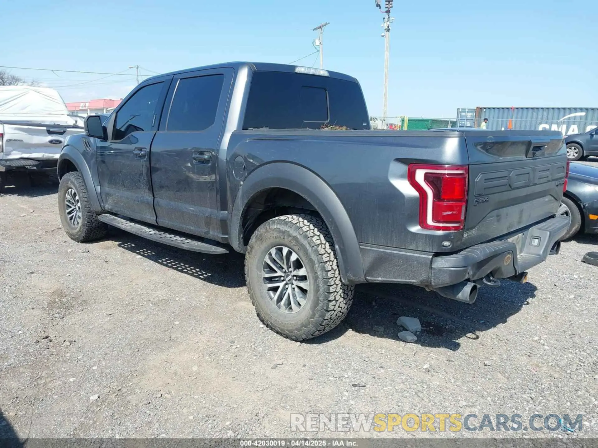 3 Photograph of a damaged car 1FTFW1RG7KFC95810 FORD F-150 2019