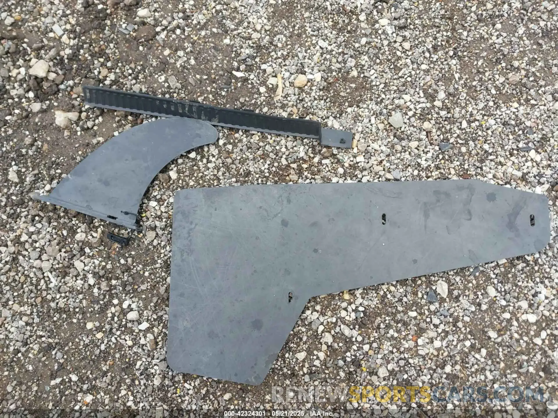 12 Photograph of a damaged car 1FTFW1RG8KFD42729 FORD F-150 2019