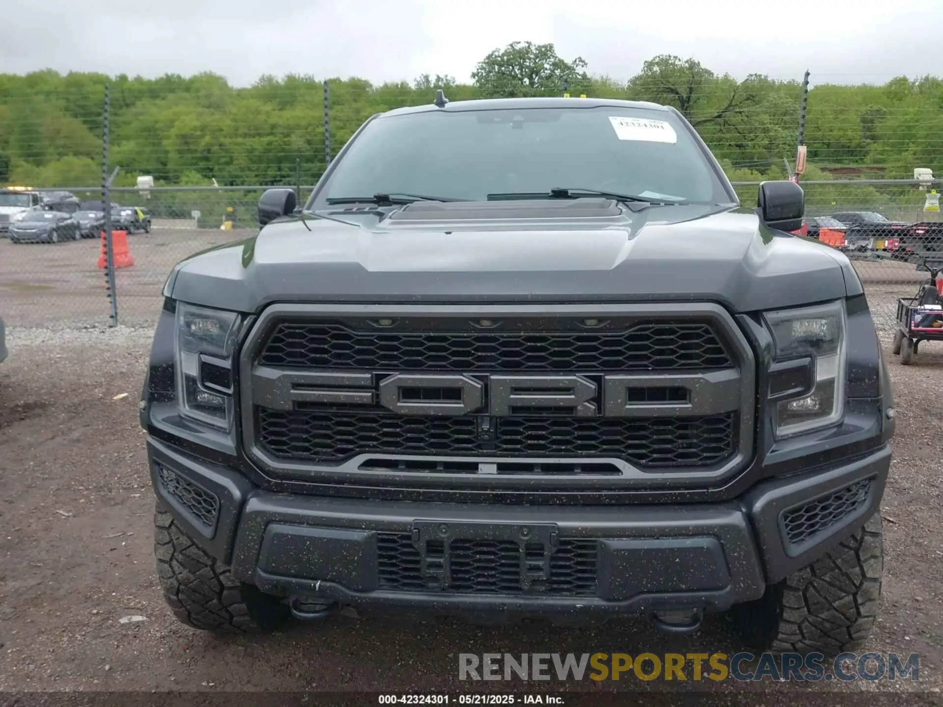 6 Photograph of a damaged car 1FTFW1RG8KFD42729 FORD F-150 2019