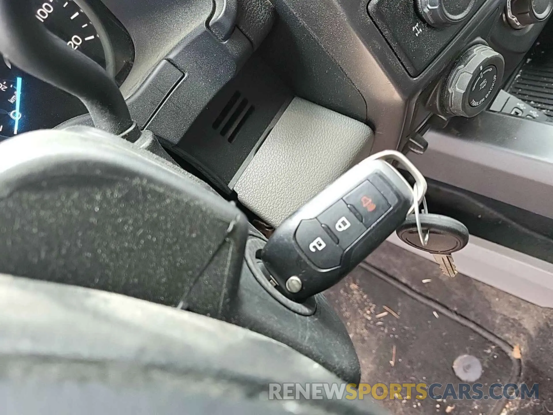 1 Photograph of a damaged car 1FTFX1C44KKE53054 FORD F-150 2019