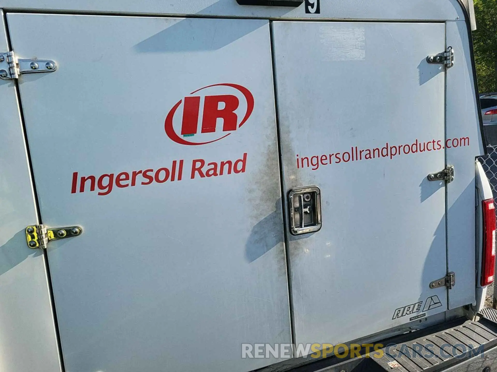 11 Photograph of a damaged car 1FTFX1C44KKE53054 FORD F-150 2019