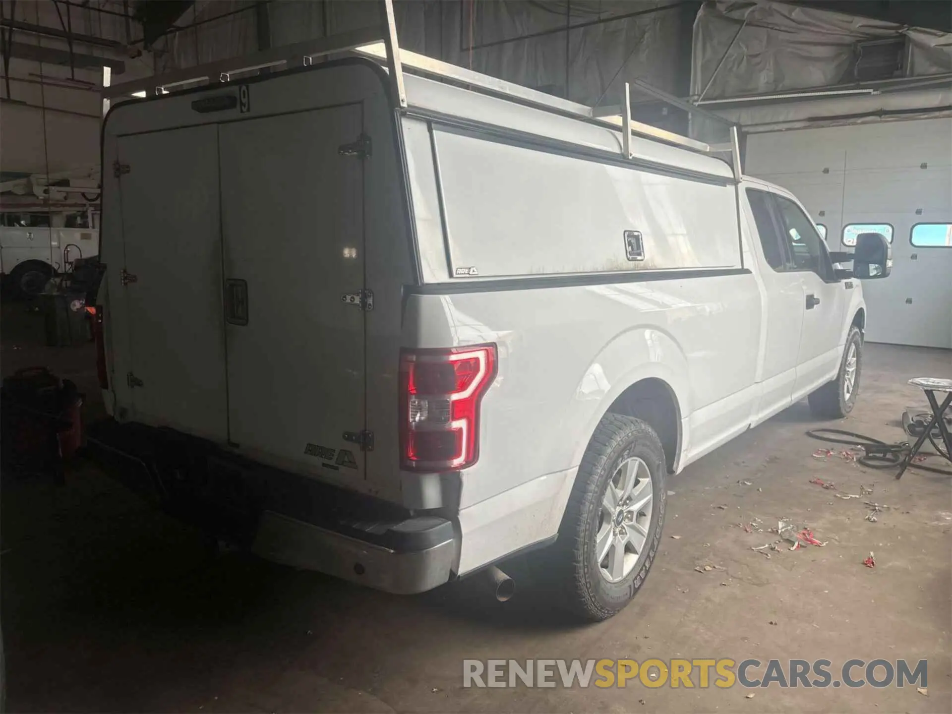 15 Photograph of a damaged car 1FTFX1C44KKE53054 FORD F-150 2019