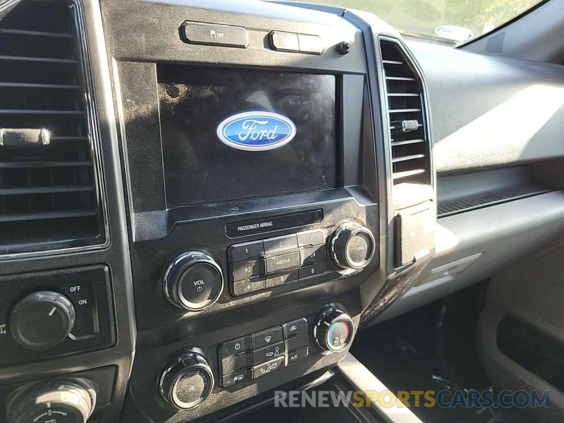 27 Photograph of a damaged car 1FTFX1C44KKE53054 FORD F-150 2019