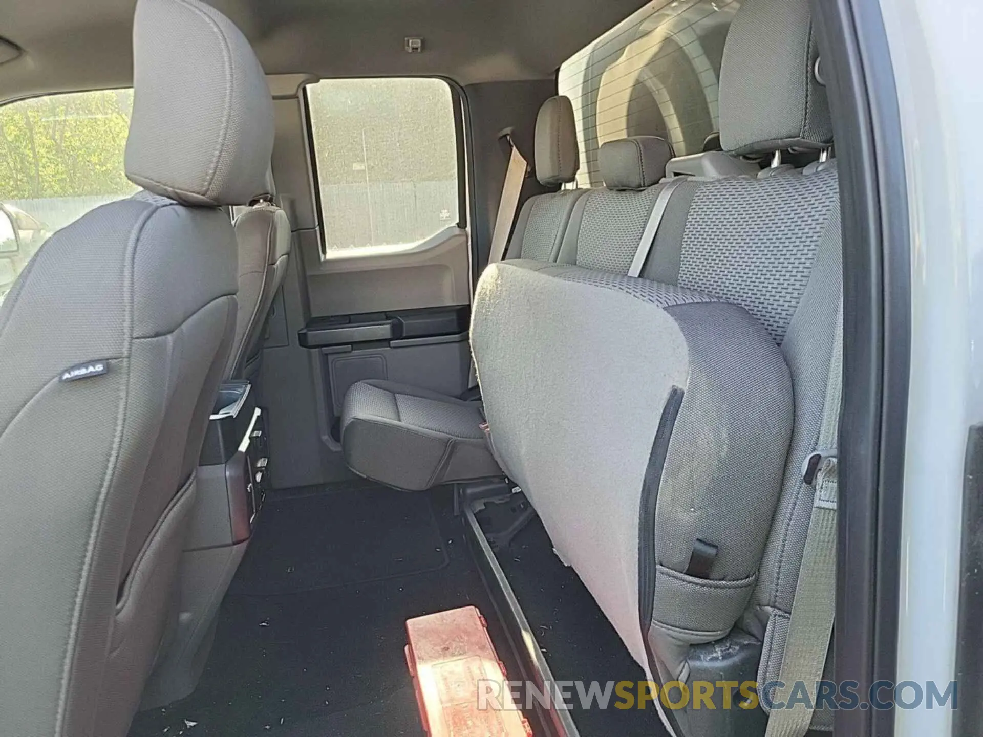 3 Photograph of a damaged car 1FTFX1C44KKE53054 FORD F-150 2019