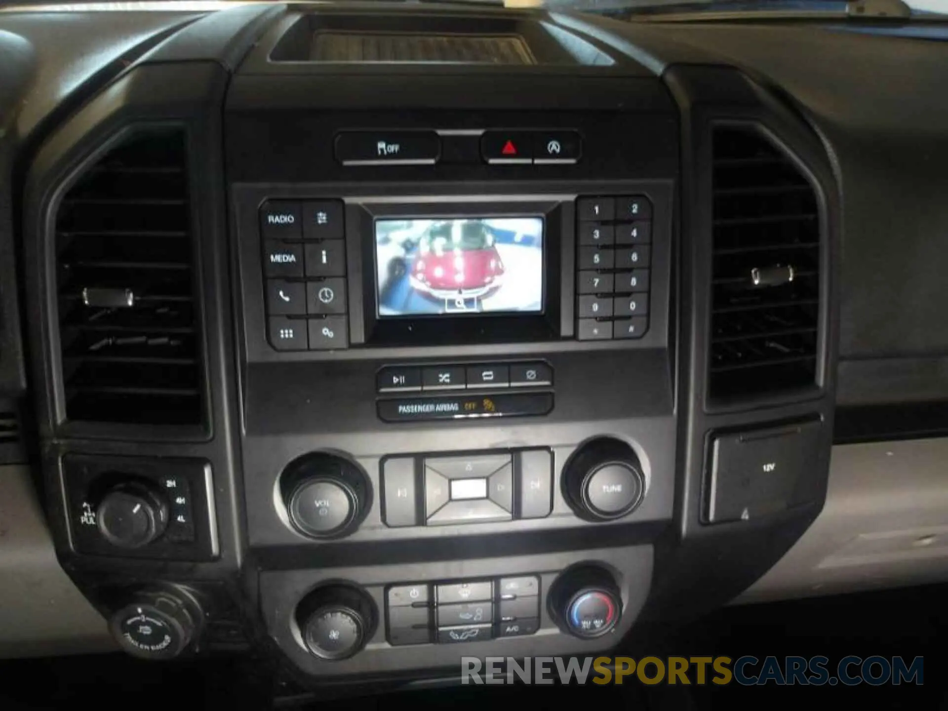 10 Photograph of a damaged car 1FTFX1E42KKD61762 FORD F-150 2019