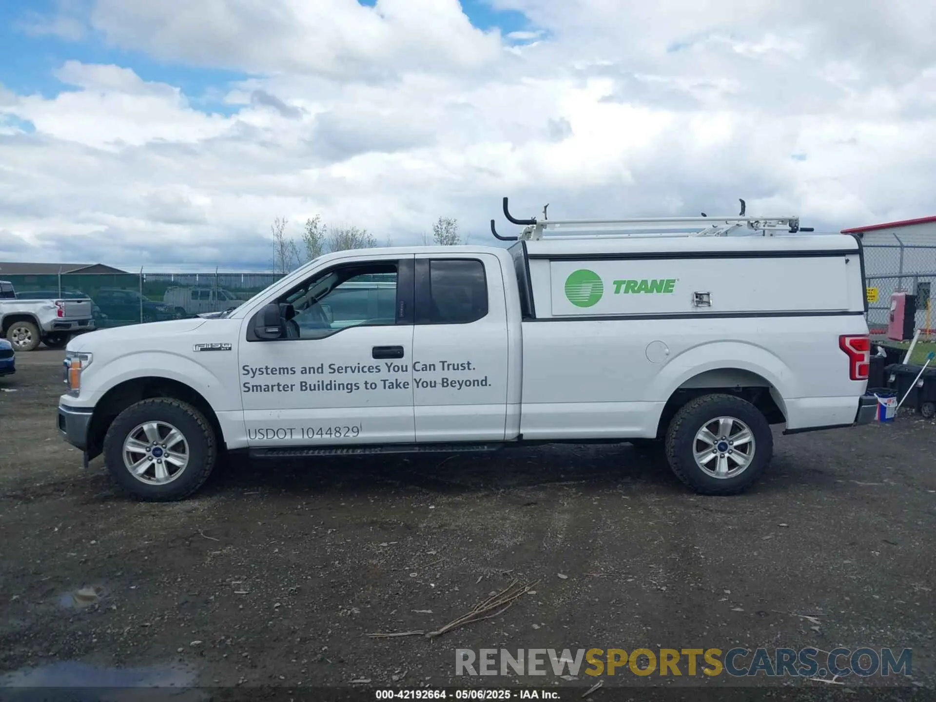 14 Photograph of a damaged car 1FTFX1E44KKC43468 FORD F-150 2019