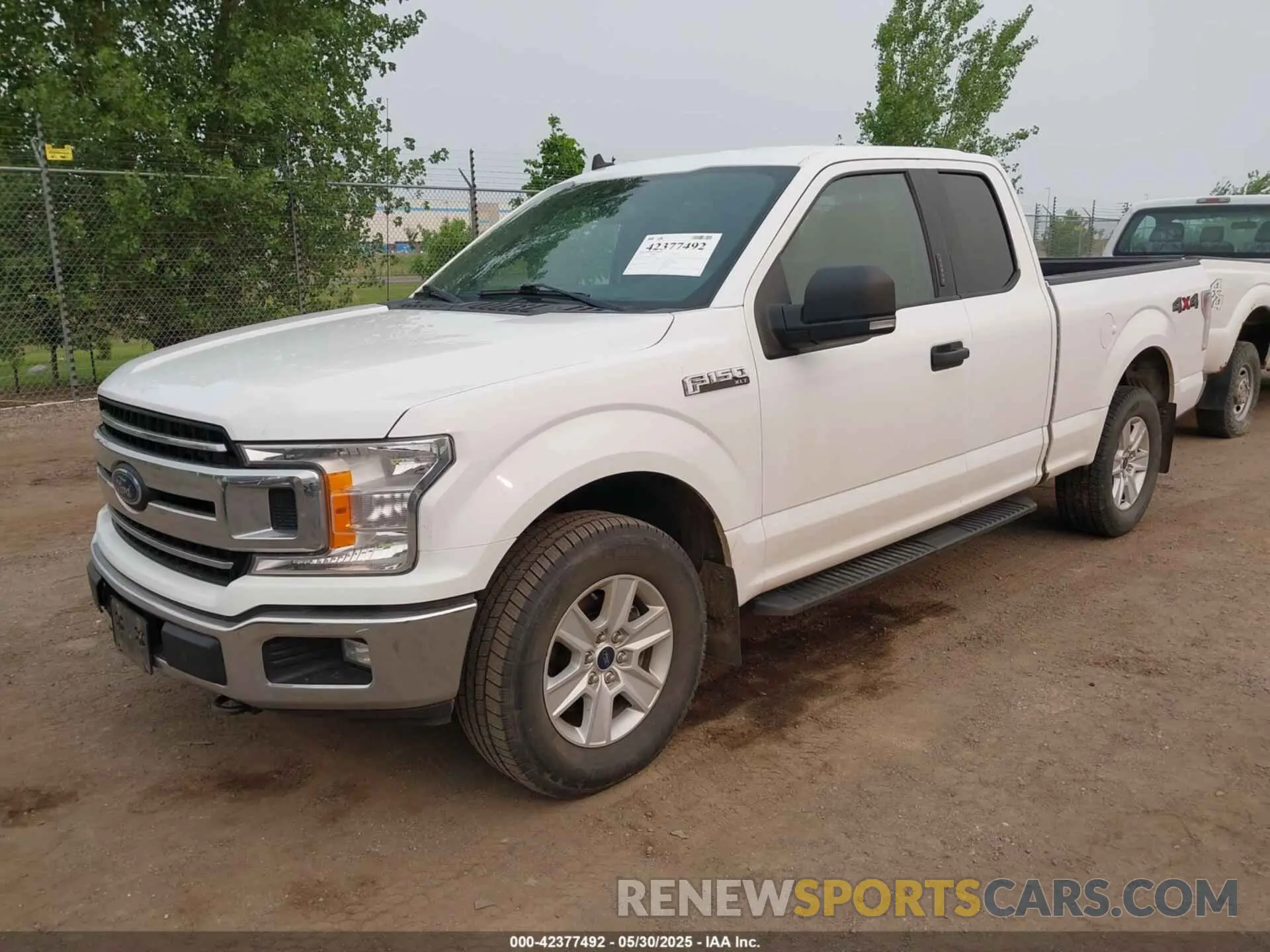 2 Photograph of a damaged car 1FTFX1E44KKD52335 FORD F-150 2019