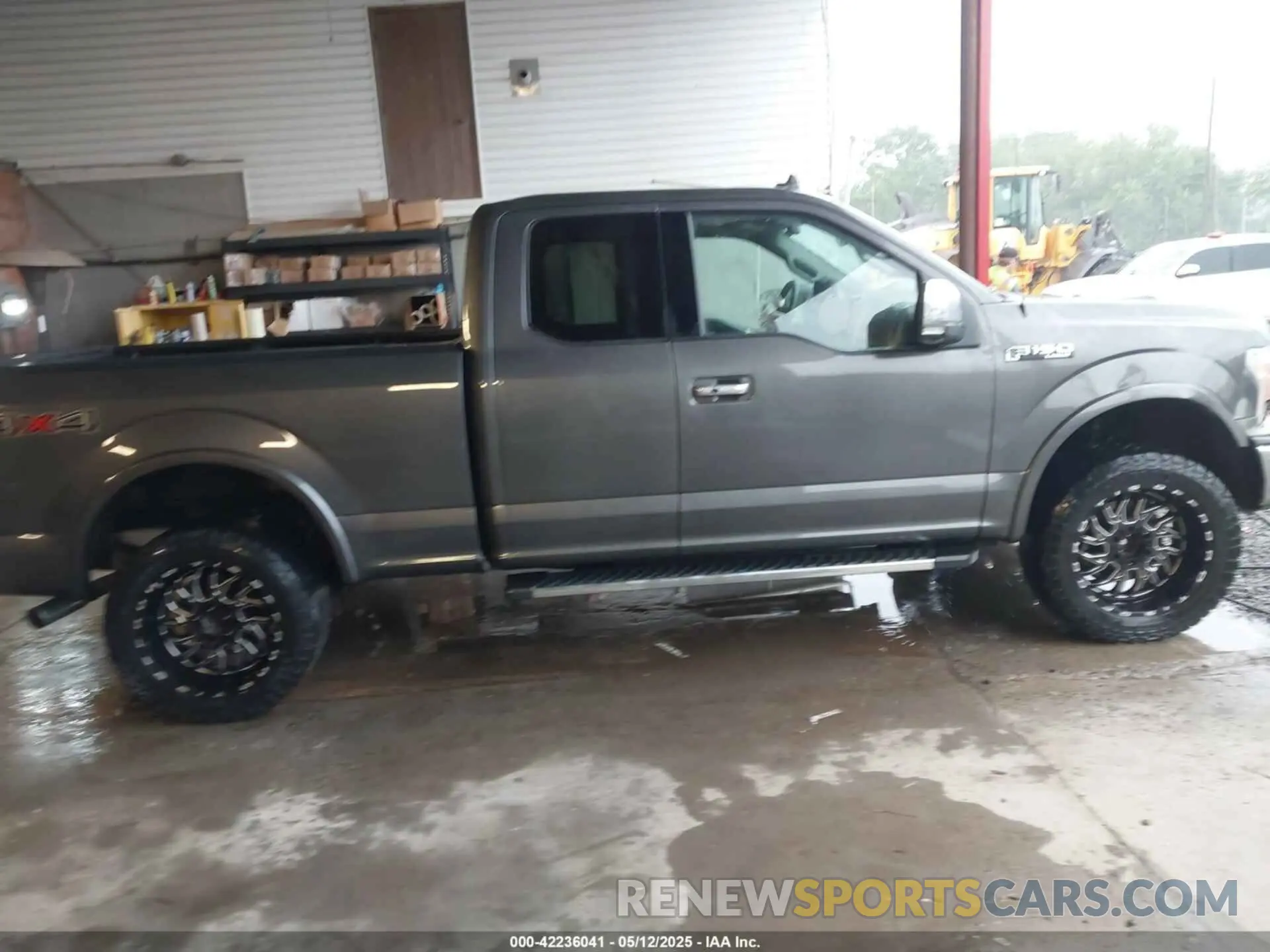 13 Photograph of a damaged car 1FTFX1E45KKD62811 FORD F-150 2019