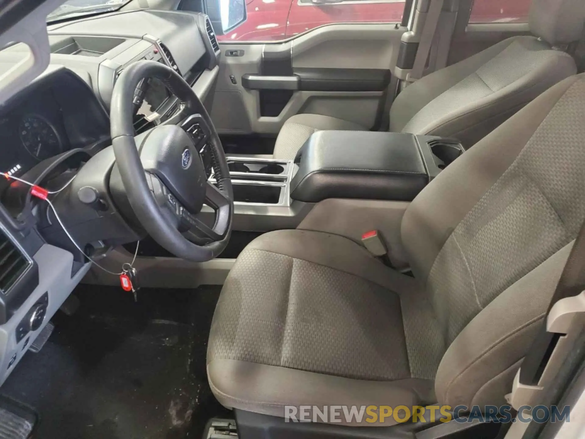 8 Photograph of a damaged car 1FTFX1E46KKC43620 FORD F-150 2019