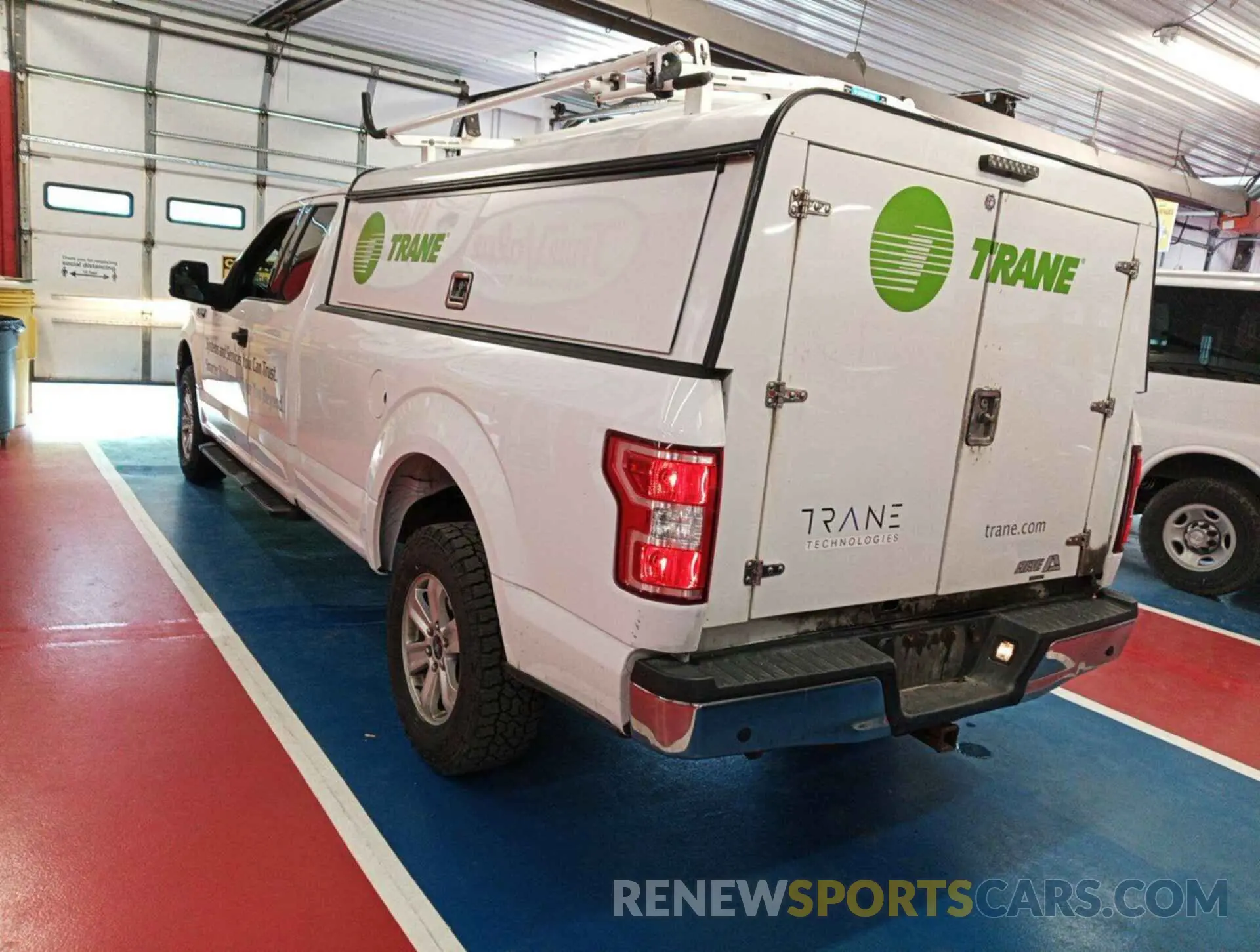 2 Photograph of a damaged car 1FTFX1E48KKC43585 FORD F-150 2019