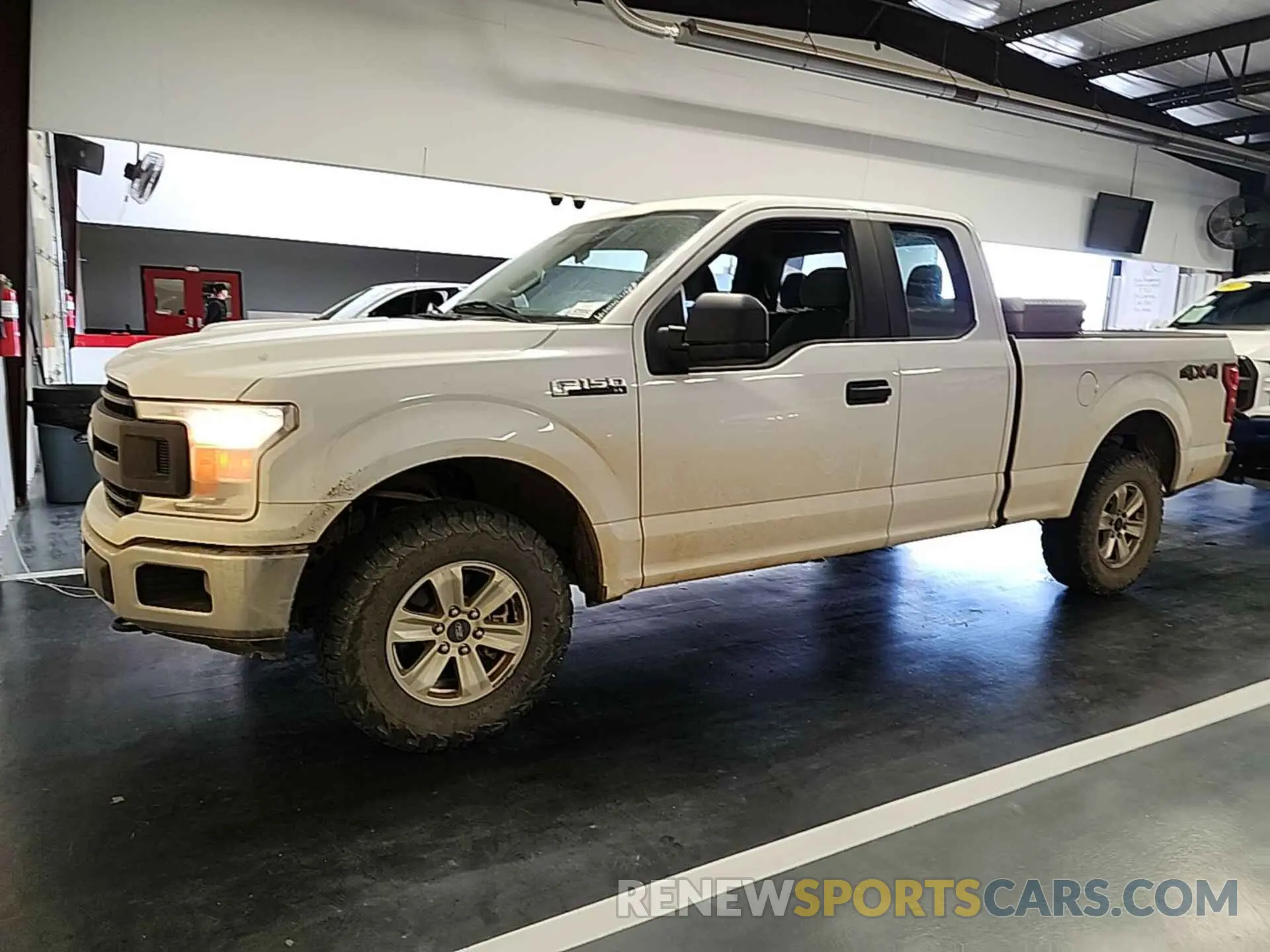2 Photograph of a damaged car 1FTFX1E4XKKC55656 FORD F-150 2019