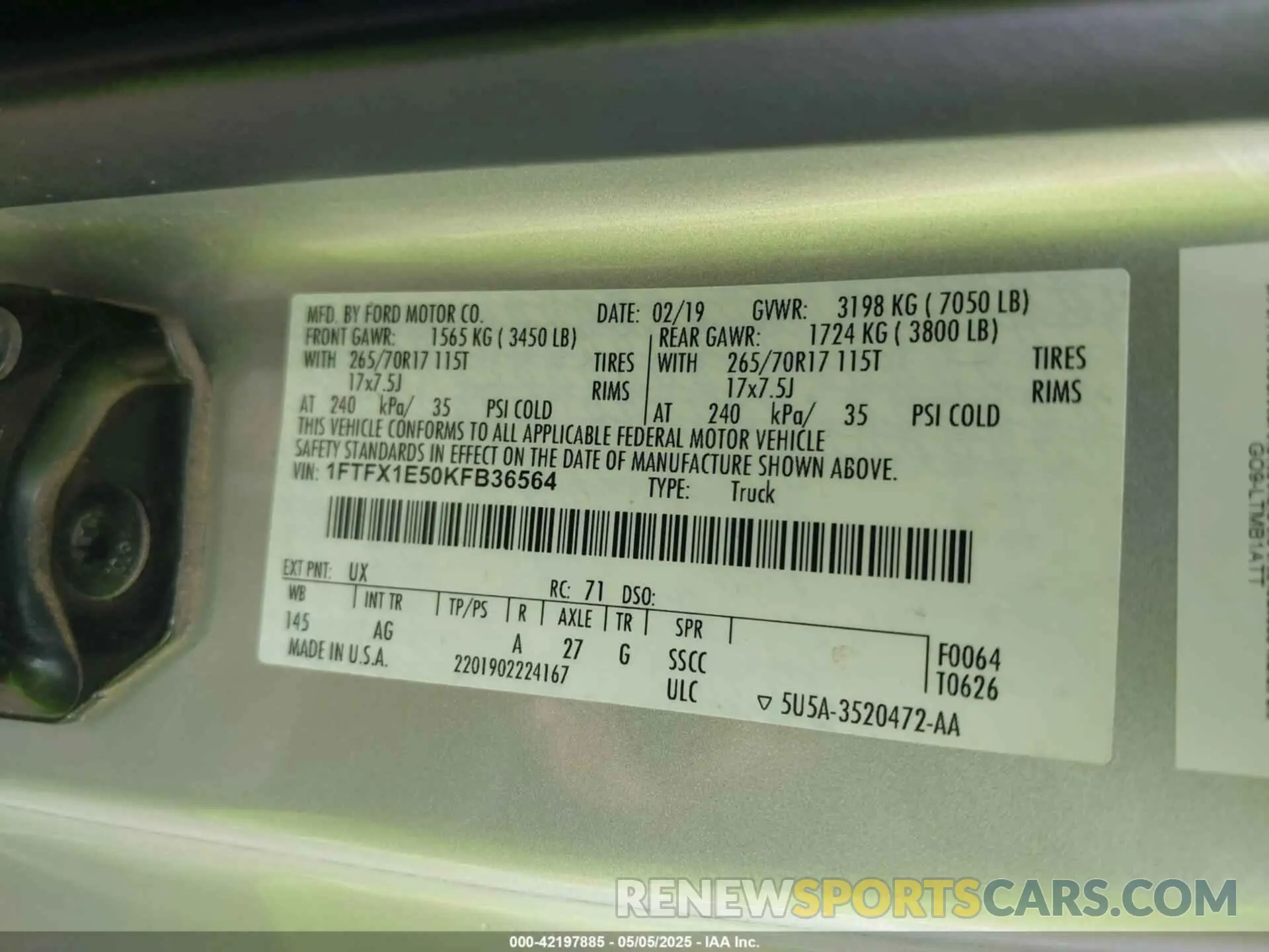 9 Photograph of a damaged car 1FTFX1E50KFB36564 FORD F-150 2019