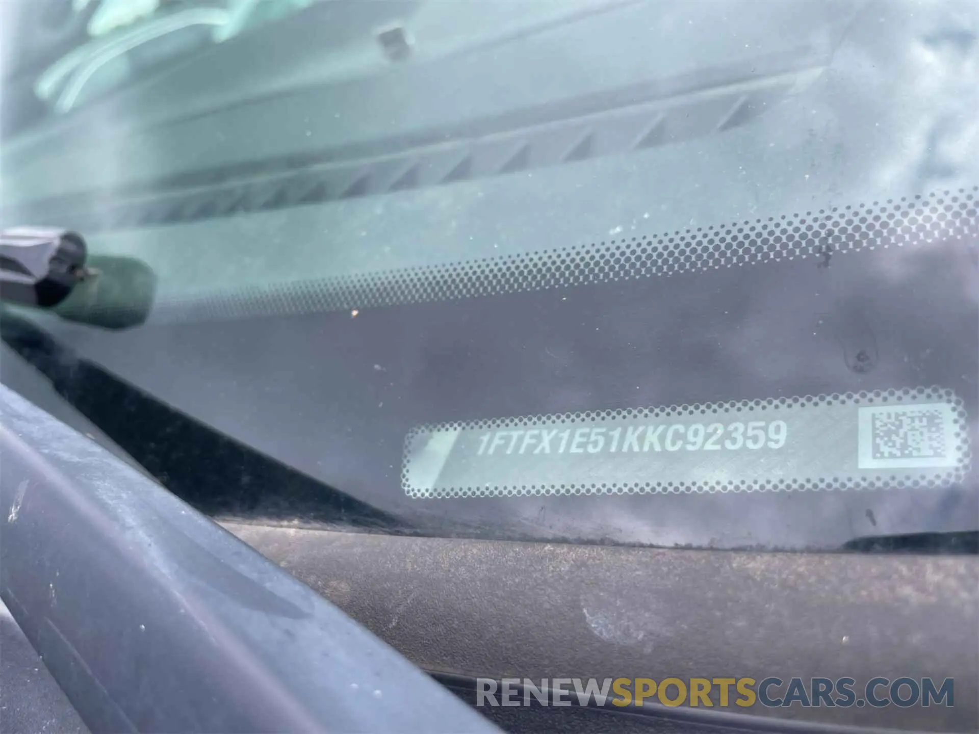 16 Photograph of a damaged car 1FTFX1E51KKC92359 FORD F-150 2019