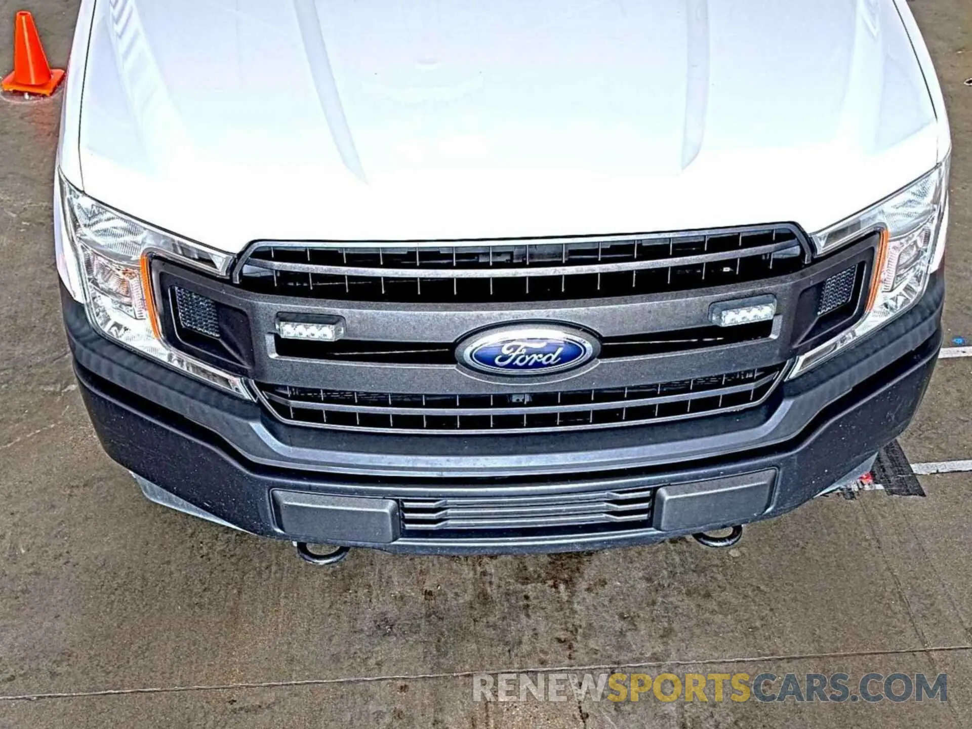 4 Photograph of a damaged car 1FTFX1E51KKC92359 FORD F-150 2019
