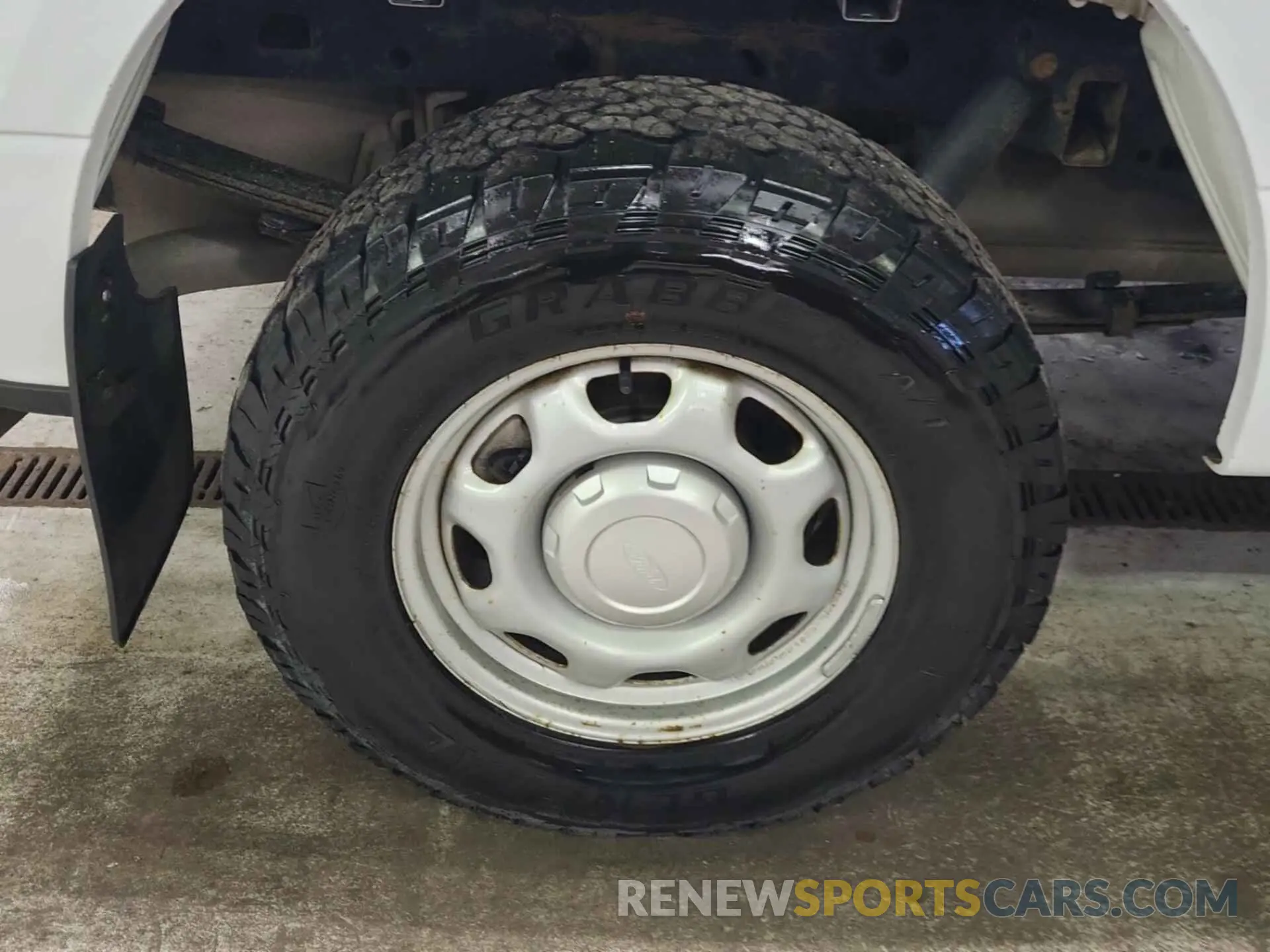 19 Photograph of a damaged car 1FTFX1E51KKD83194 FORD F-150 2019
