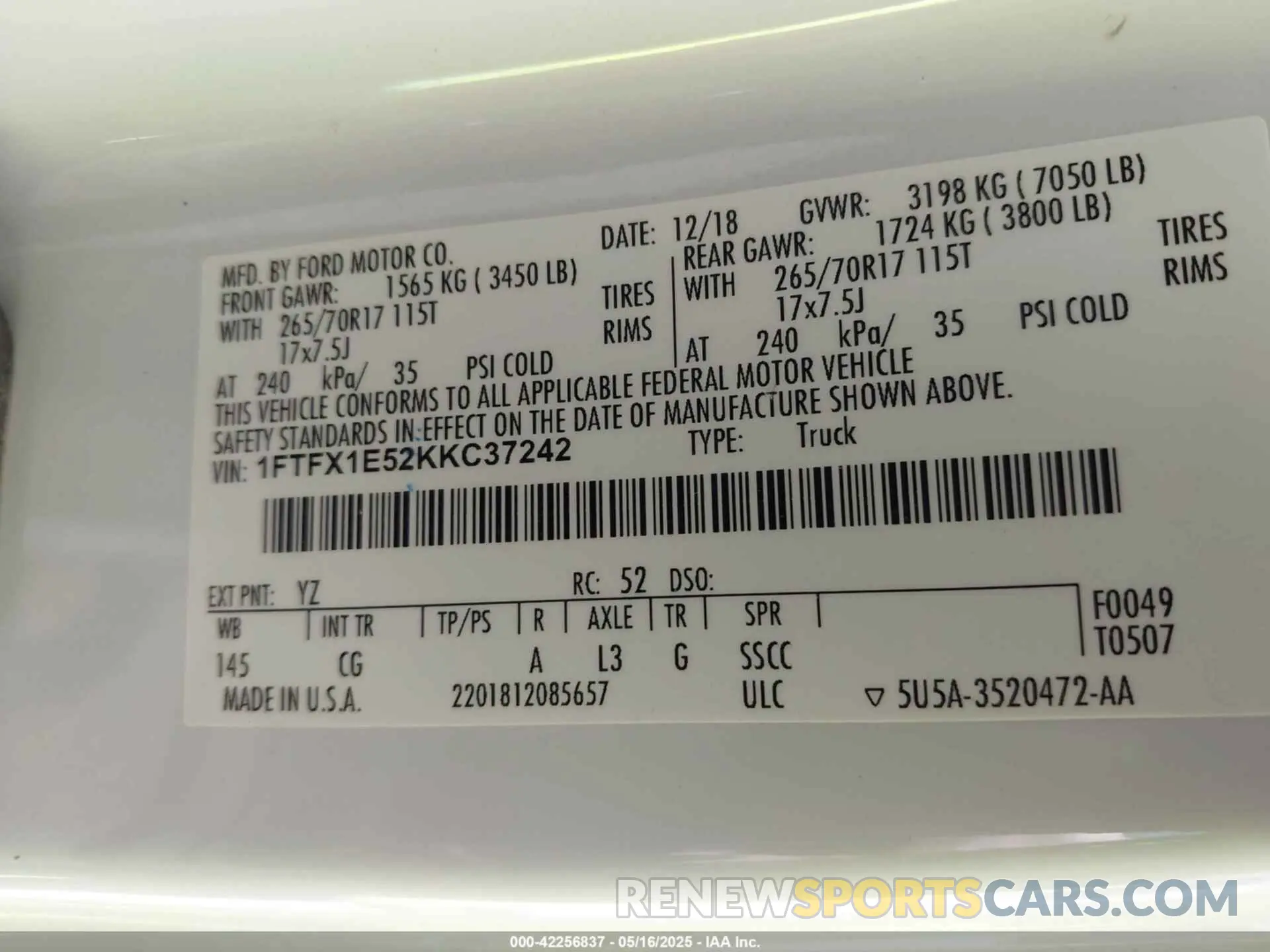 9 Photograph of a damaged car 1FTFX1E52KKC37242 FORD F-150 2019