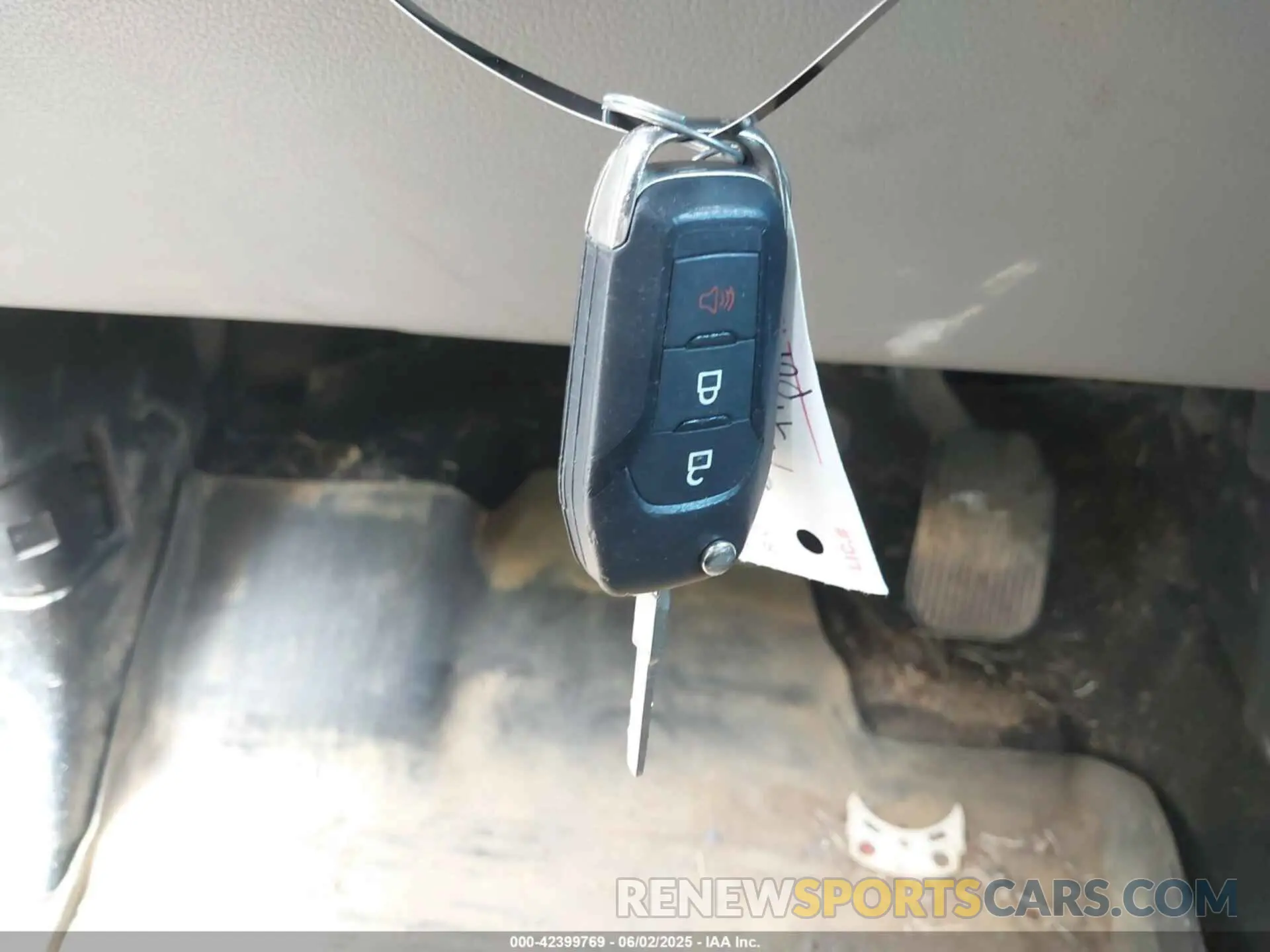 11 Photograph of a damaged car 1FTFX1E56KFA30894 FORD F-150 2019