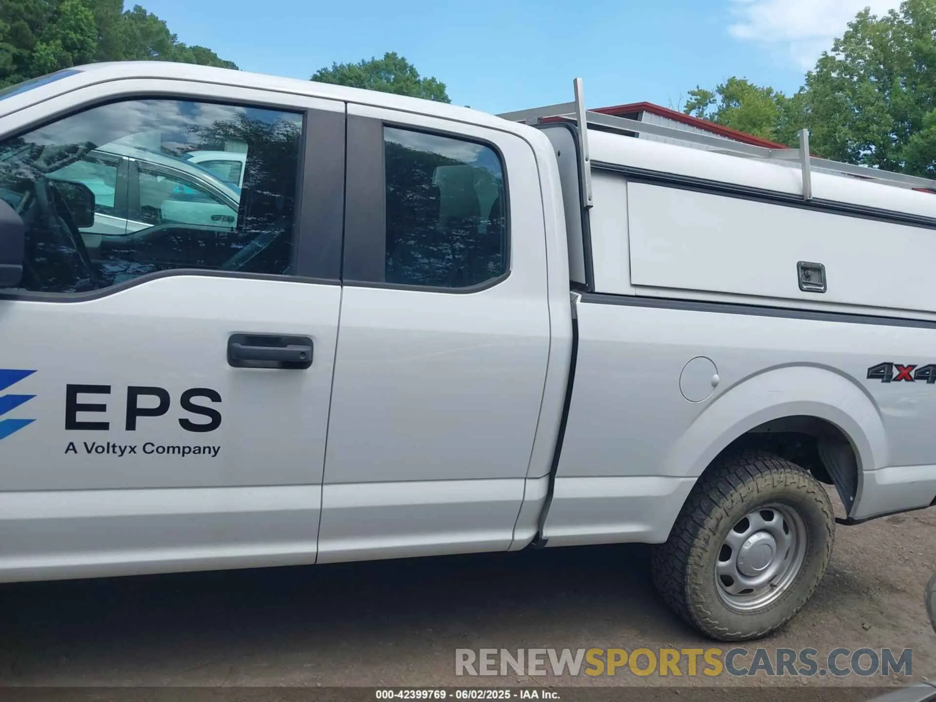 14 Photograph of a damaged car 1FTFX1E56KFA30894 FORD F-150 2019