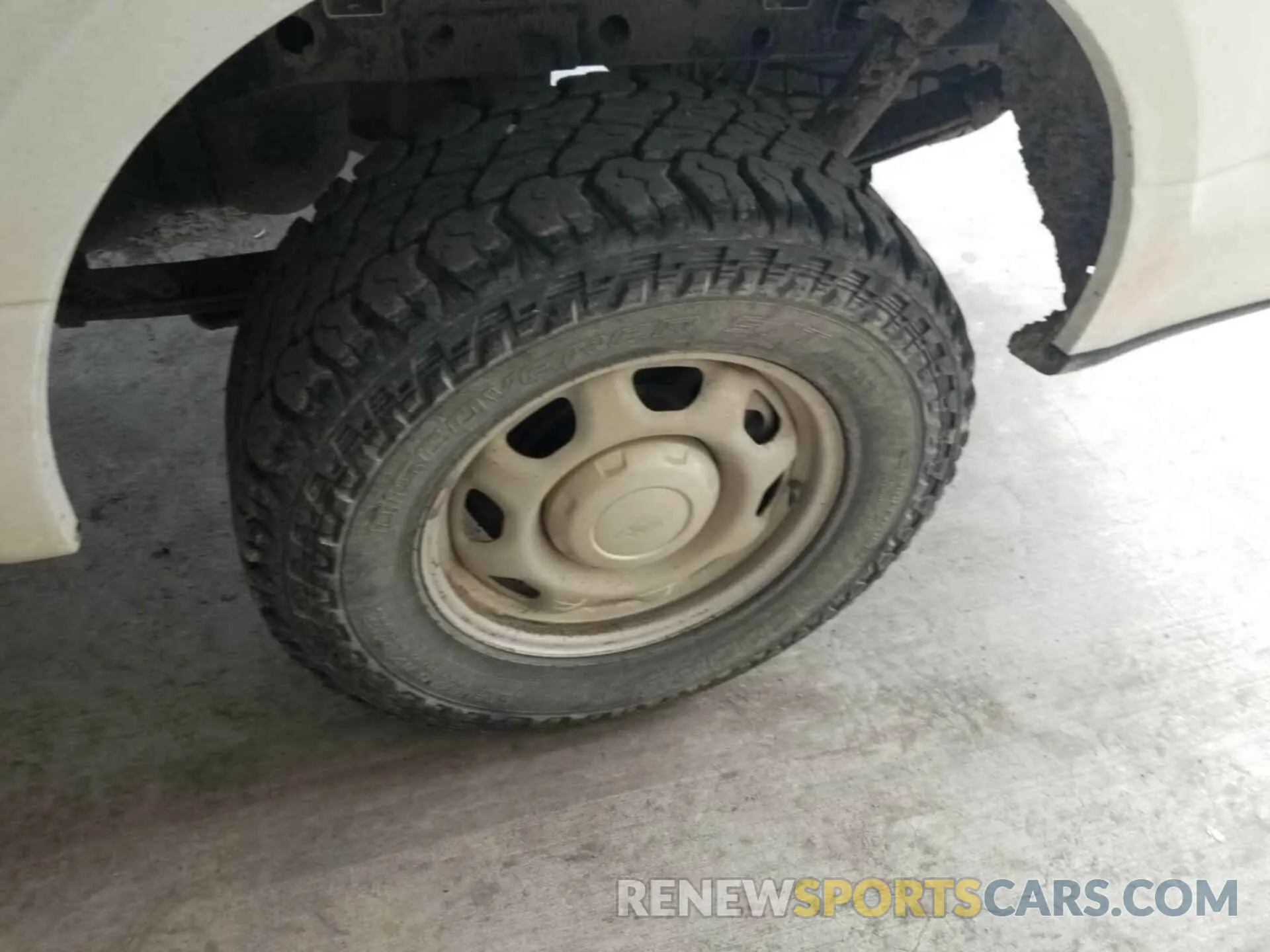 9 Photograph of a damaged car 1FTFX1E57KKE35203 FORD F-150 2019
