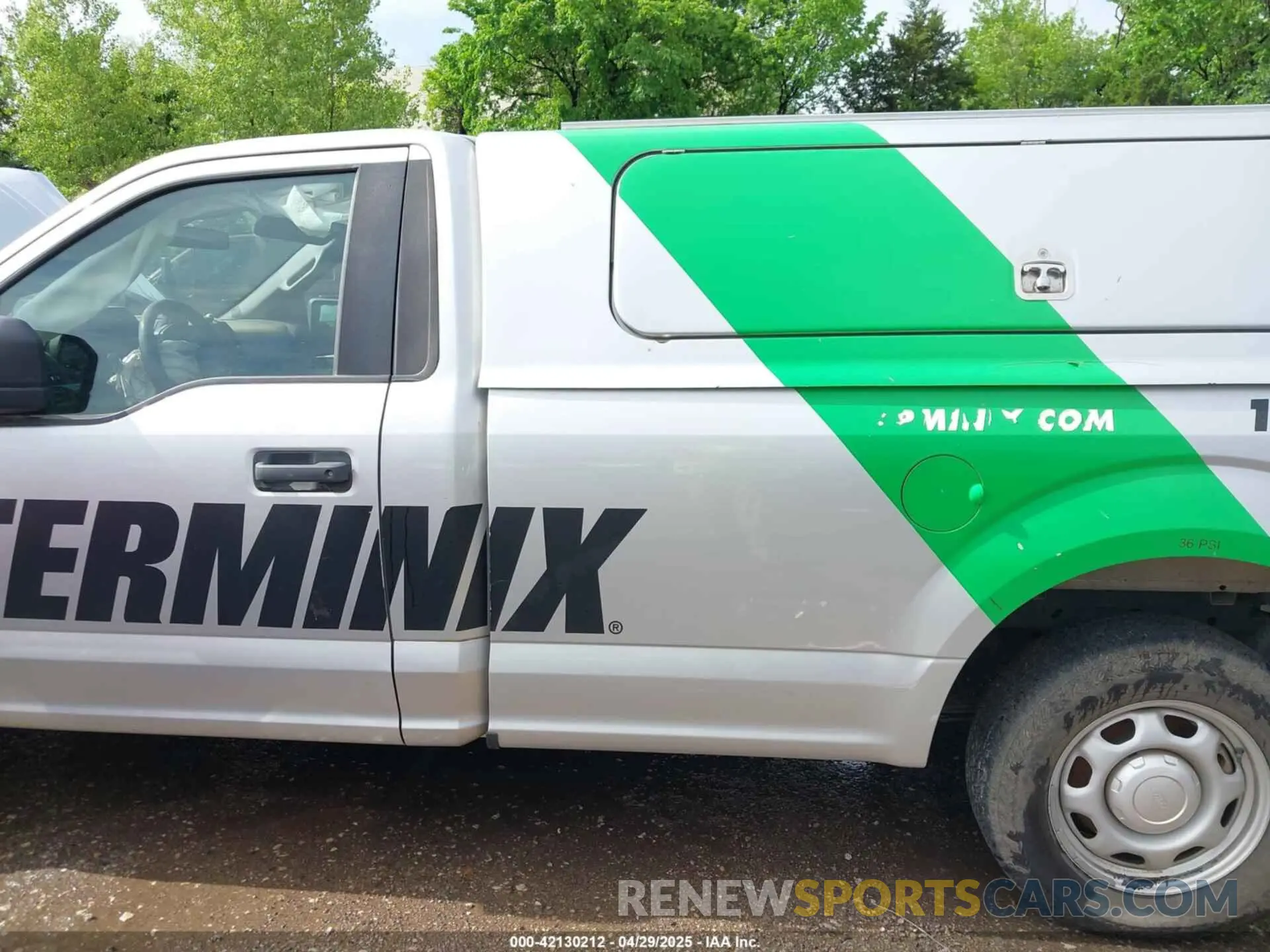 14 Photograph of a damaged car 1FTMF1C54KKD52096 FORD F-150 2019