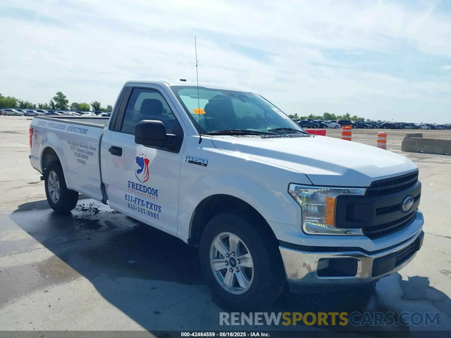 1 Photograph of a damaged car 1FTMF1CB0KKE69096 FORD F-150 2019