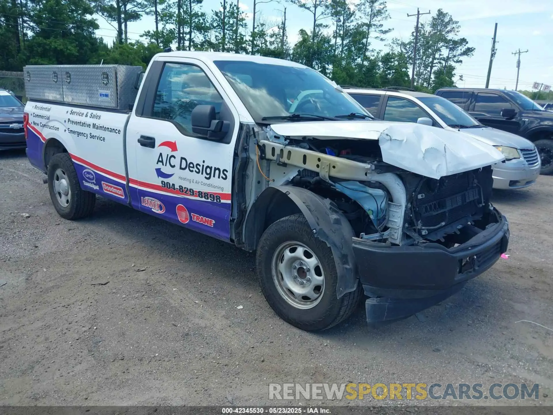 1 Photograph of a damaged car 1FTMF1CB1KKC05739 FORD F-150 2019