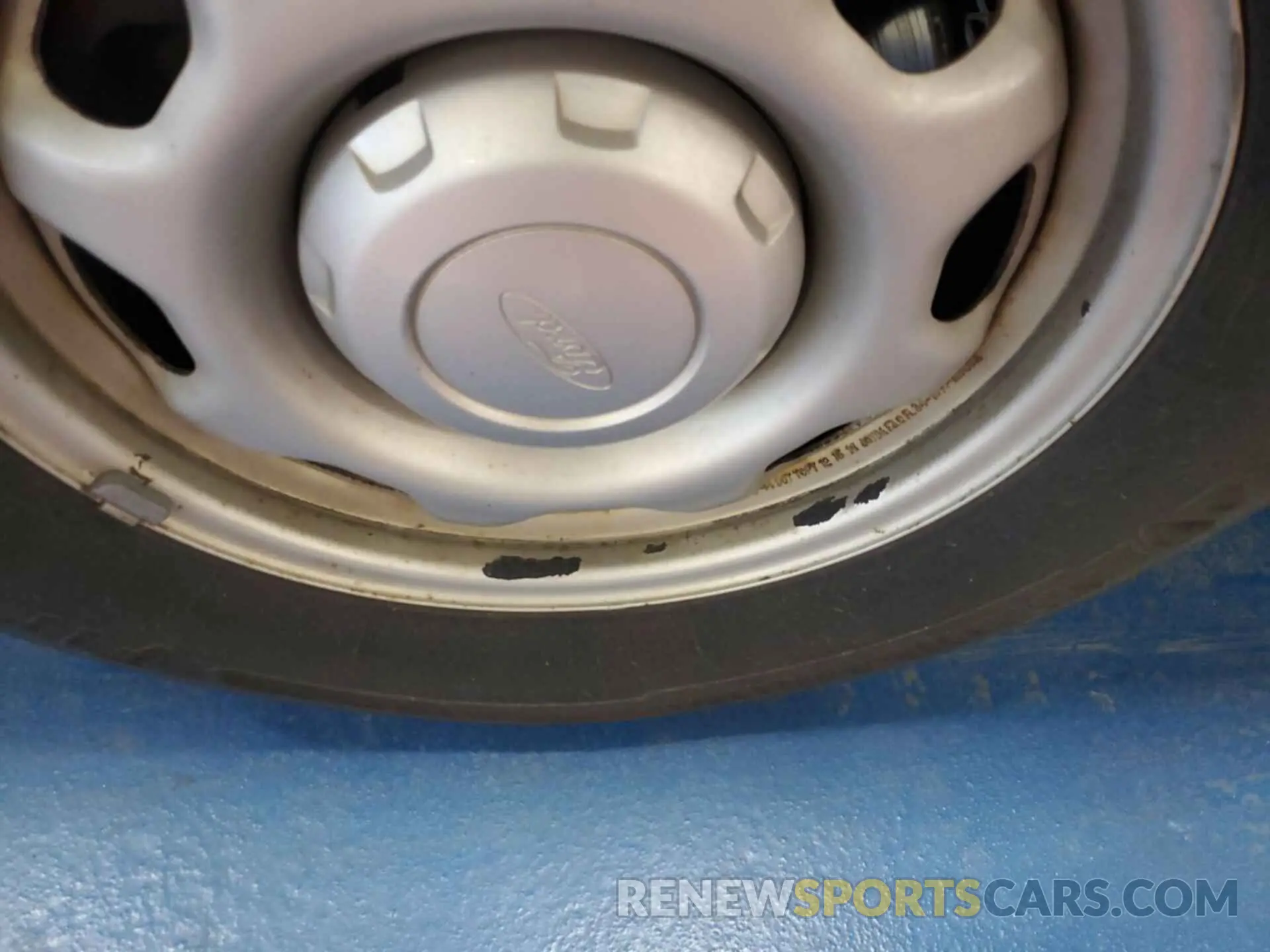 25 Photograph of a damaged car 1FTMF1EB1KKC57384 FORD F-150 2019