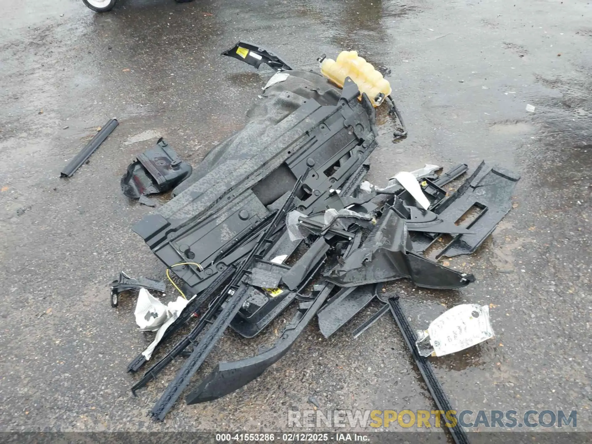 11 Photograph of a damaged car 1FTNF1C4XKKC46179 FORD F-150 2019