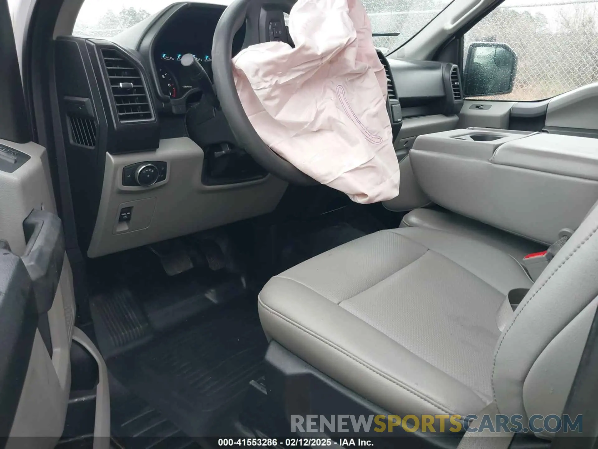 7 Photograph of a damaged car 1FTNF1C4XKKC46179 FORD F-150 2019