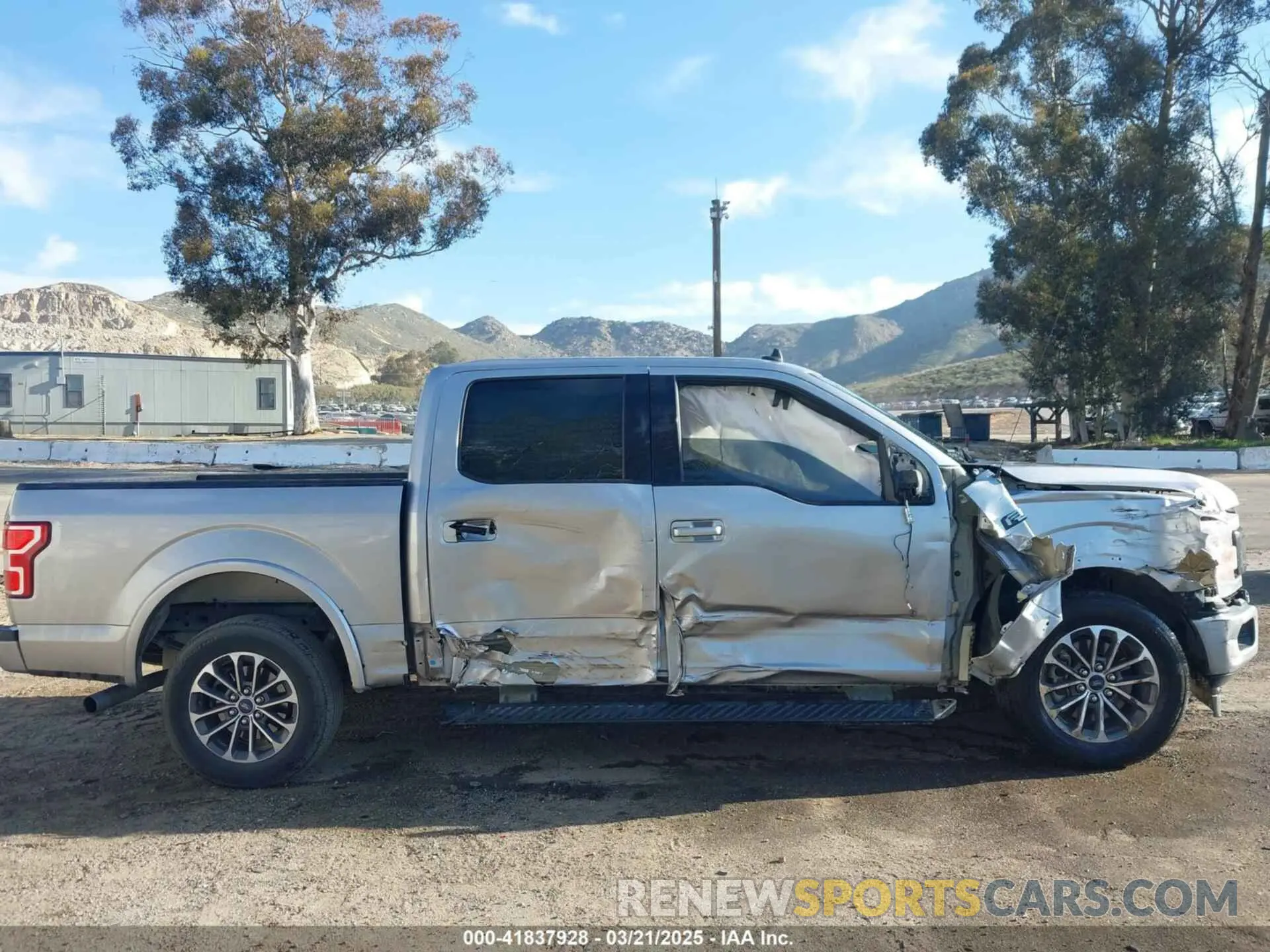 14 Photograph of a damaged car 1FTEW1C49LKD40054 FORD F-150 2020