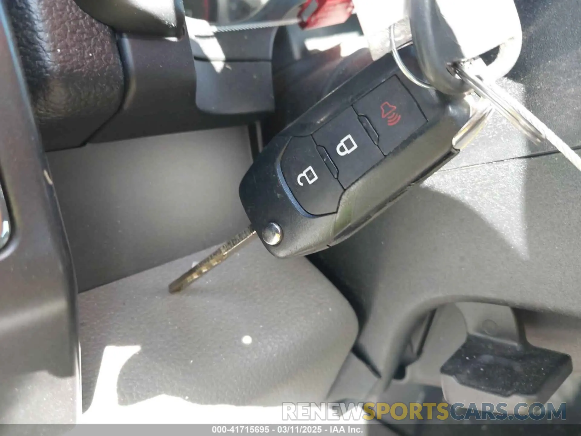 11 Photograph of a damaged car 1FTEW1C51LFB75537 FORD F-150 2020