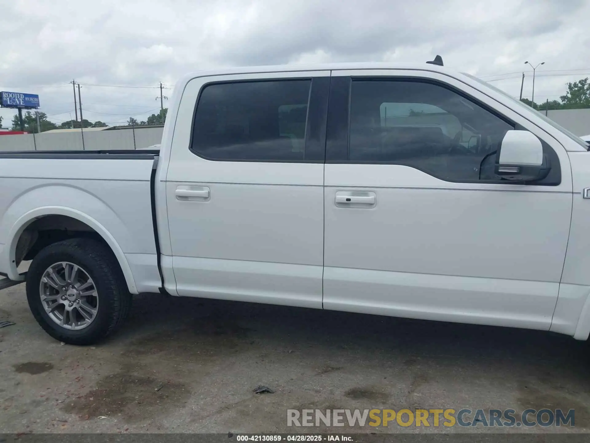 13 Photograph of a damaged car 1FTEW1C52LKD25792 FORD F-150 2020