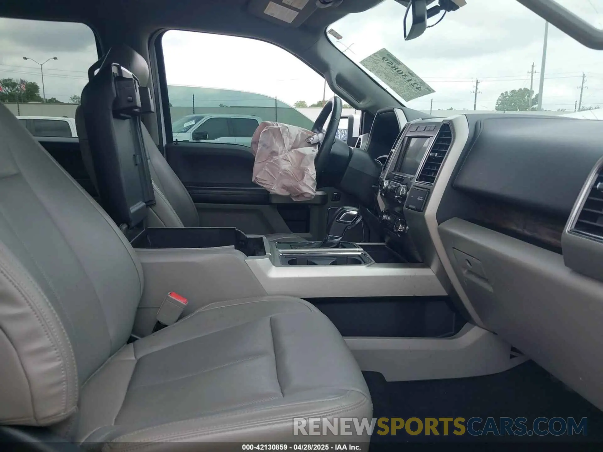 5 Photograph of a damaged car 1FTEW1C52LKD25792 FORD F-150 2020