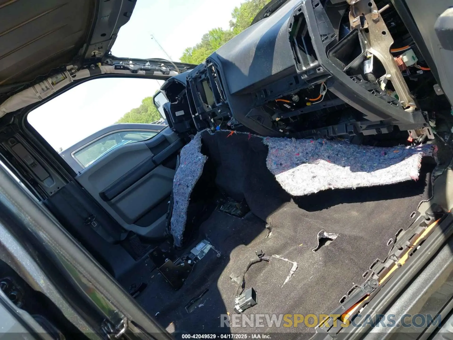 5 Photograph of a damaged car 1FTEW1C53LFC45393 FORD F-150 2020