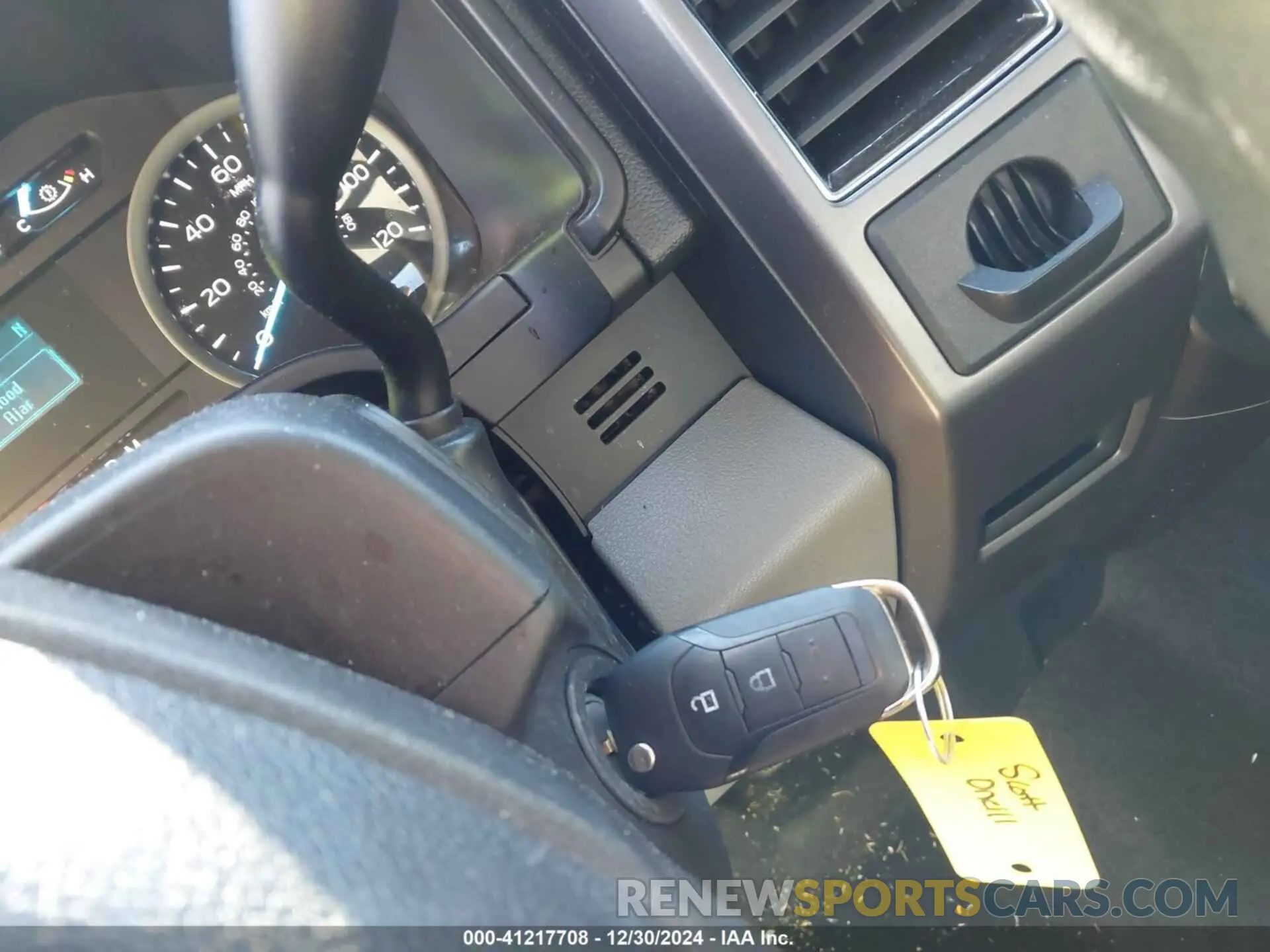 11 Photograph of a damaged car 1FTEW1C55LFA22742 FORD F-150 2020