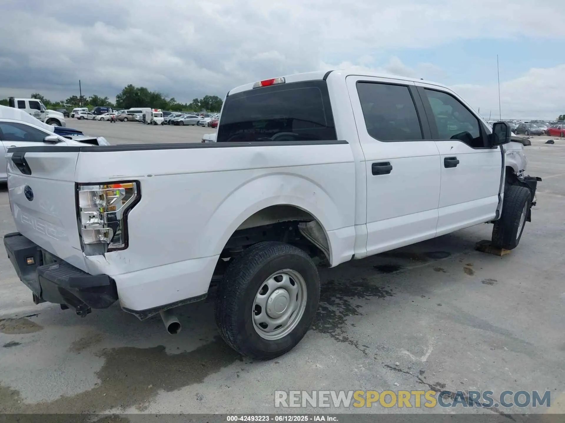 4 Photograph of a damaged car 1FTEW1C57LKF08962 FORD F-150 2020