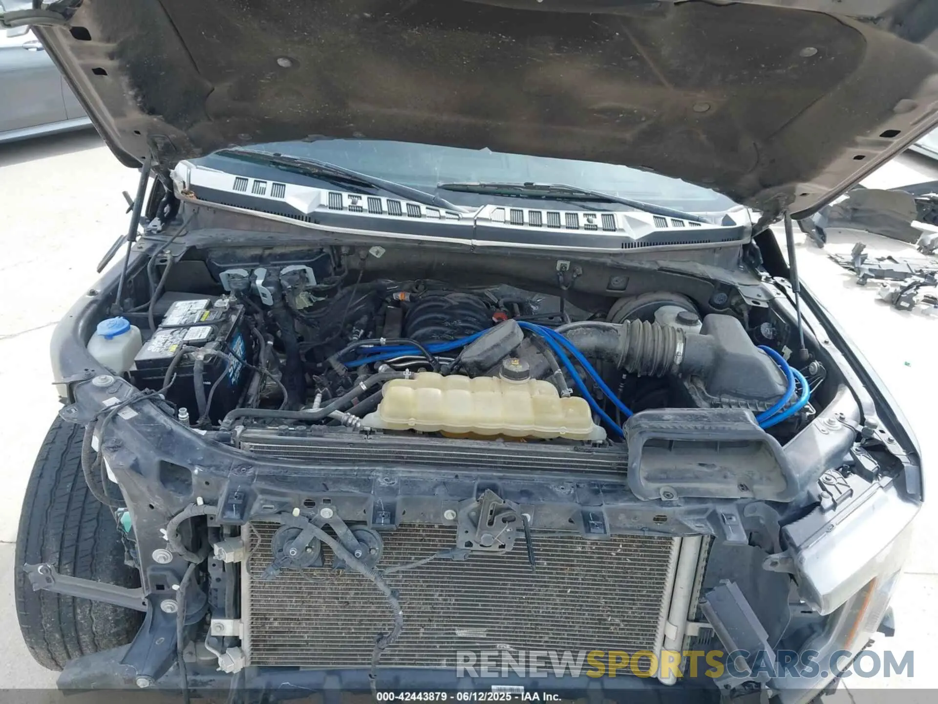 10 Photograph of a damaged car 1FTEW1C59LFA13509 FORD F-150 2020